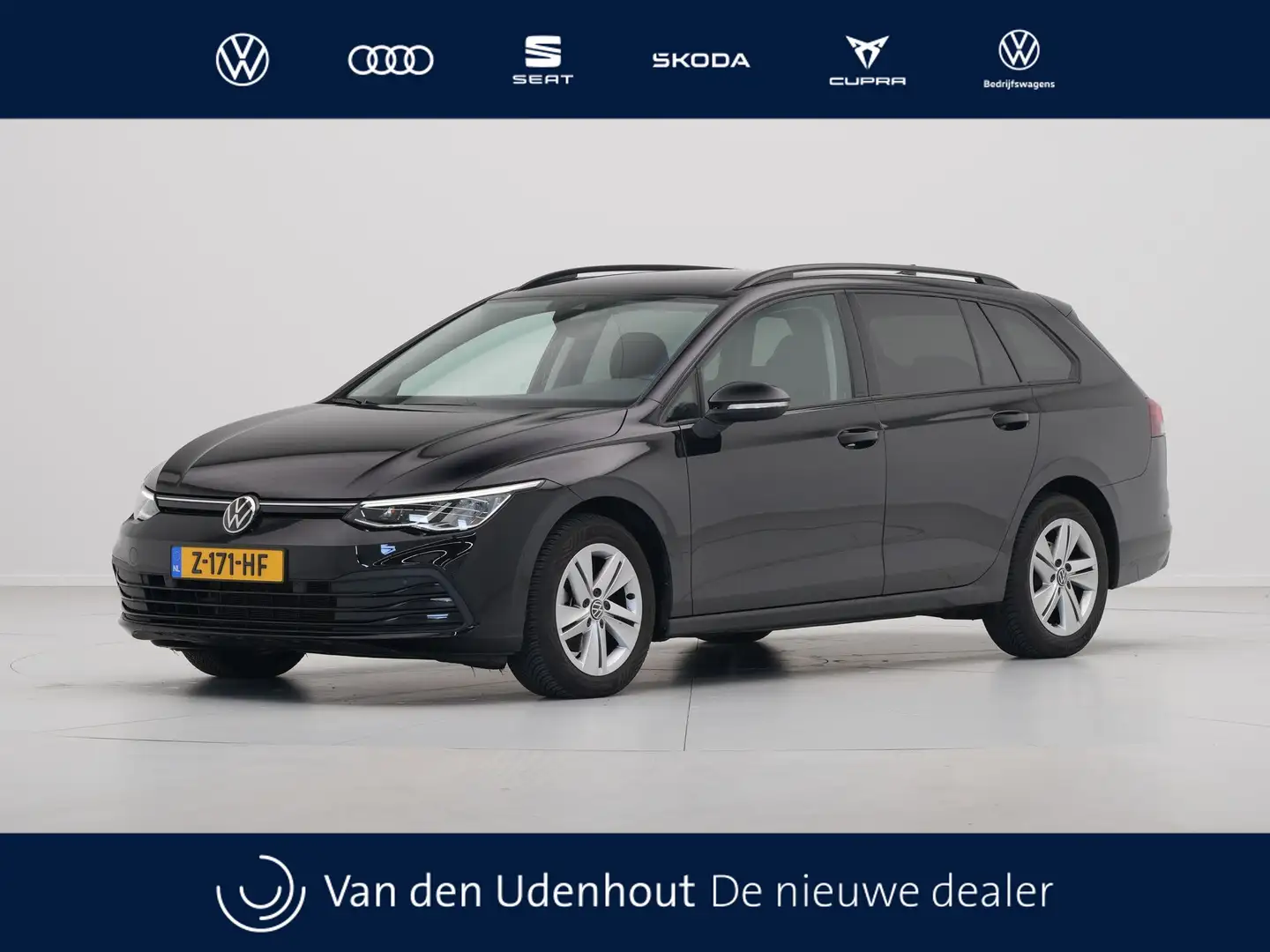 Volkswagen Golf Variant 1.0 TSI 110pk Life Navigatie Wegkl. trekhaak Pdc p Noir - 1