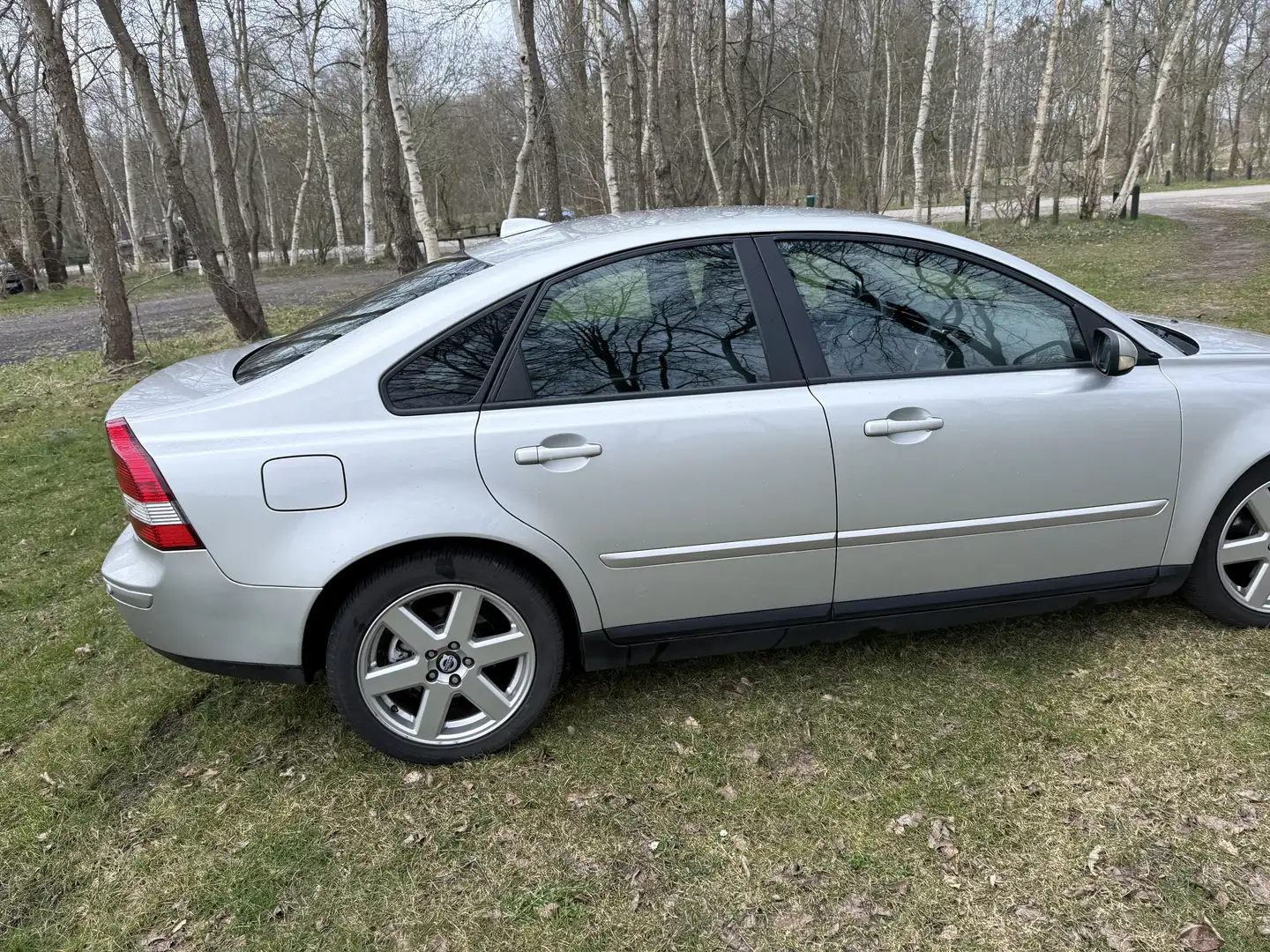 Volvo S40 2.4 Momentum Grau - 2