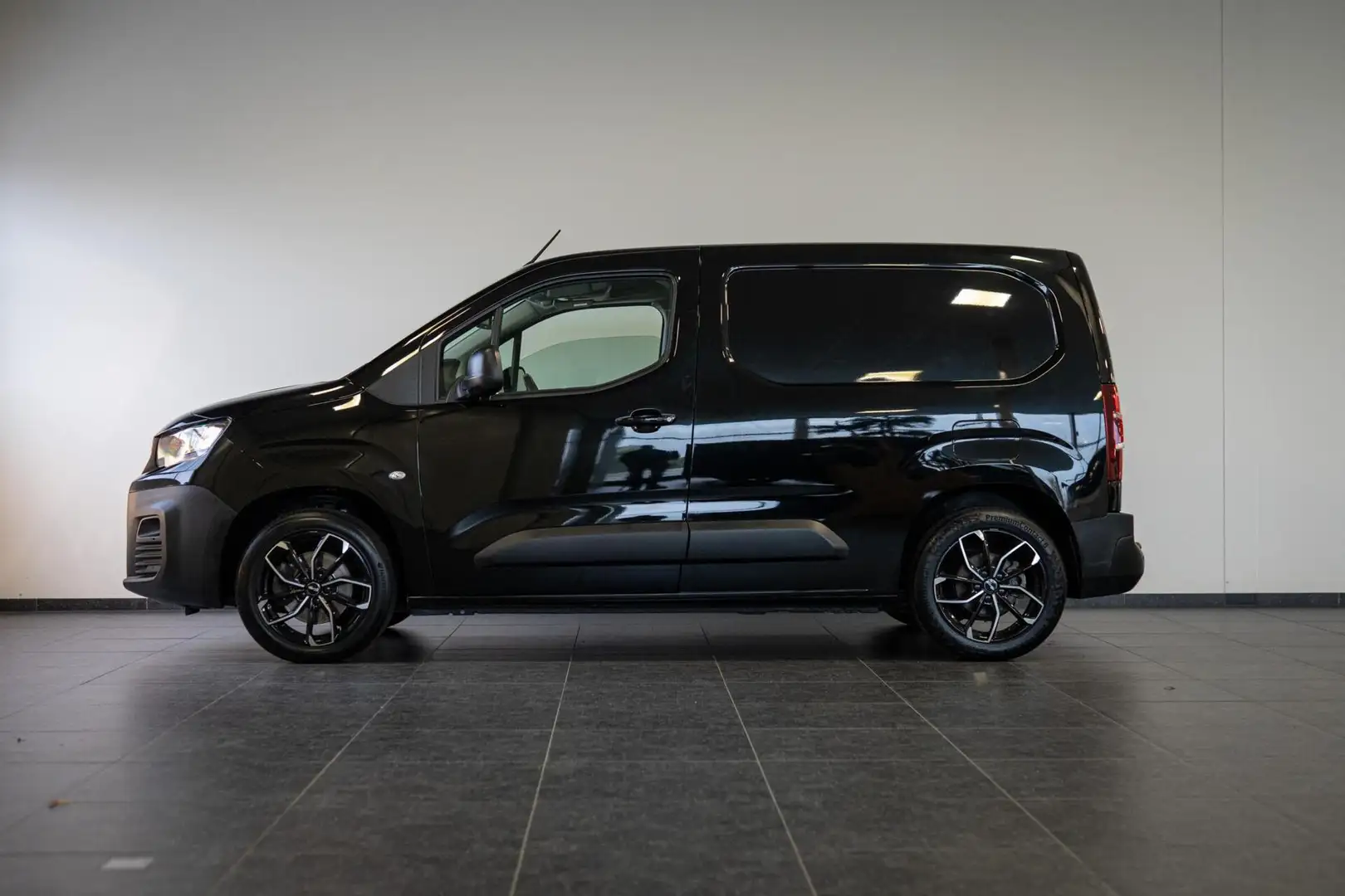 Peugeot Partner bestel 1.5 BlueHDI Premium | Automaat | LMV Noir - 2
