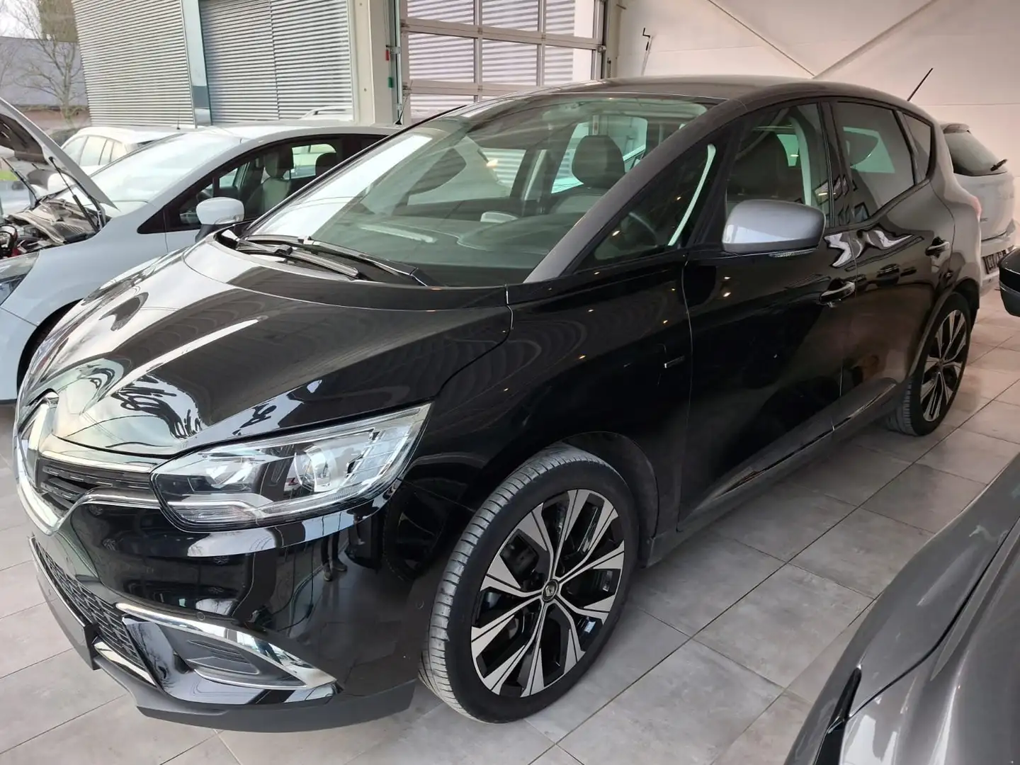 Renault Scenic 1.33 TCe Limited 3 GPF Albastru - 2
