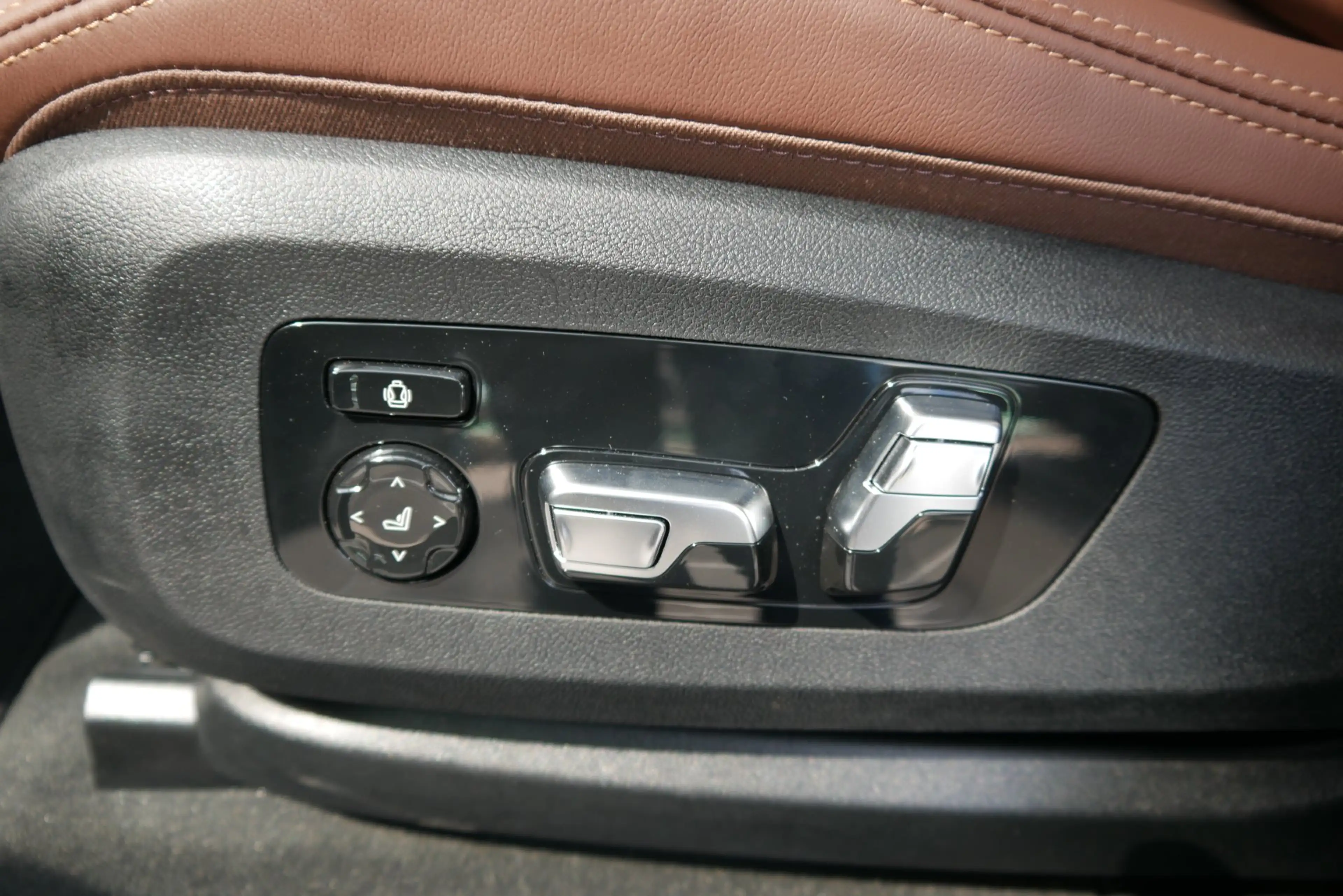 BMW X6 xDrive30d — photo 13