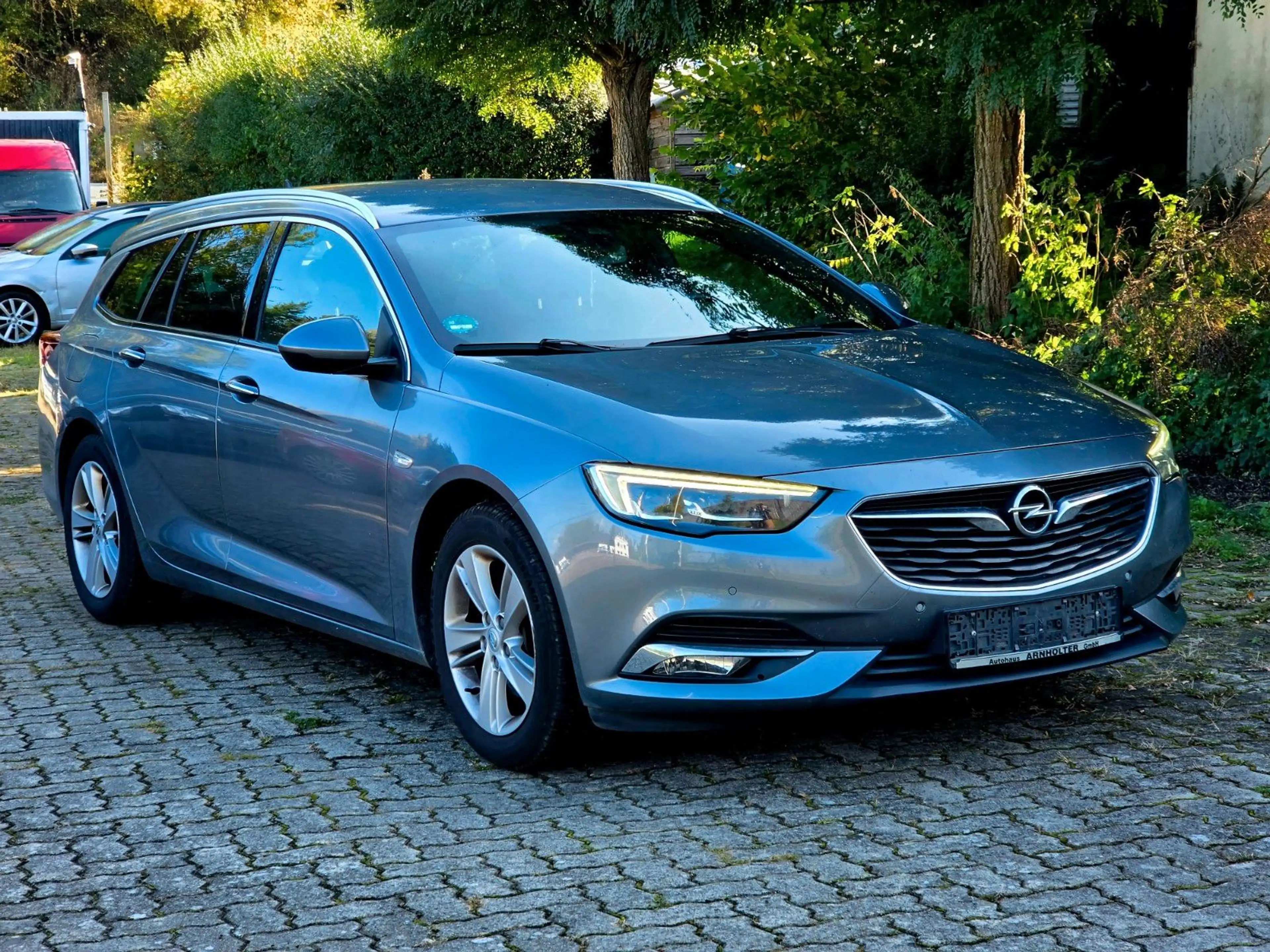 Opel Insignia 2.0 Diesel Sports Tourer Automatik — photo 3