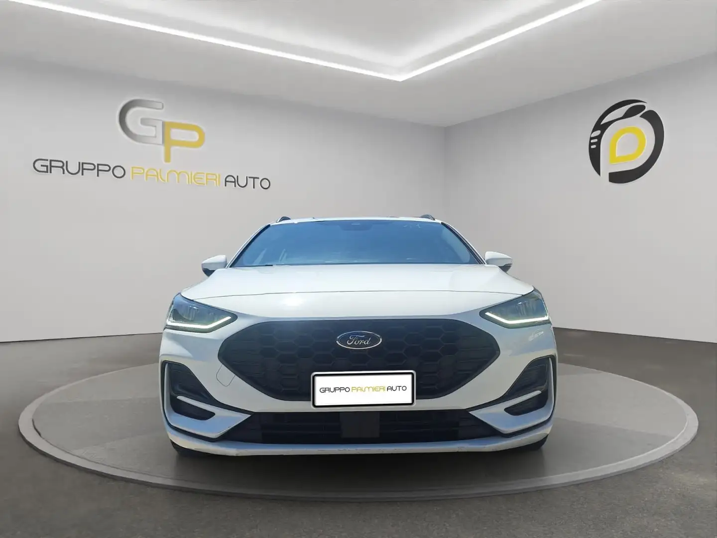 Ford Focus Focus V 2022 SW SW 1.0 ecoboost h ST-Line 125cv Bianco - 1