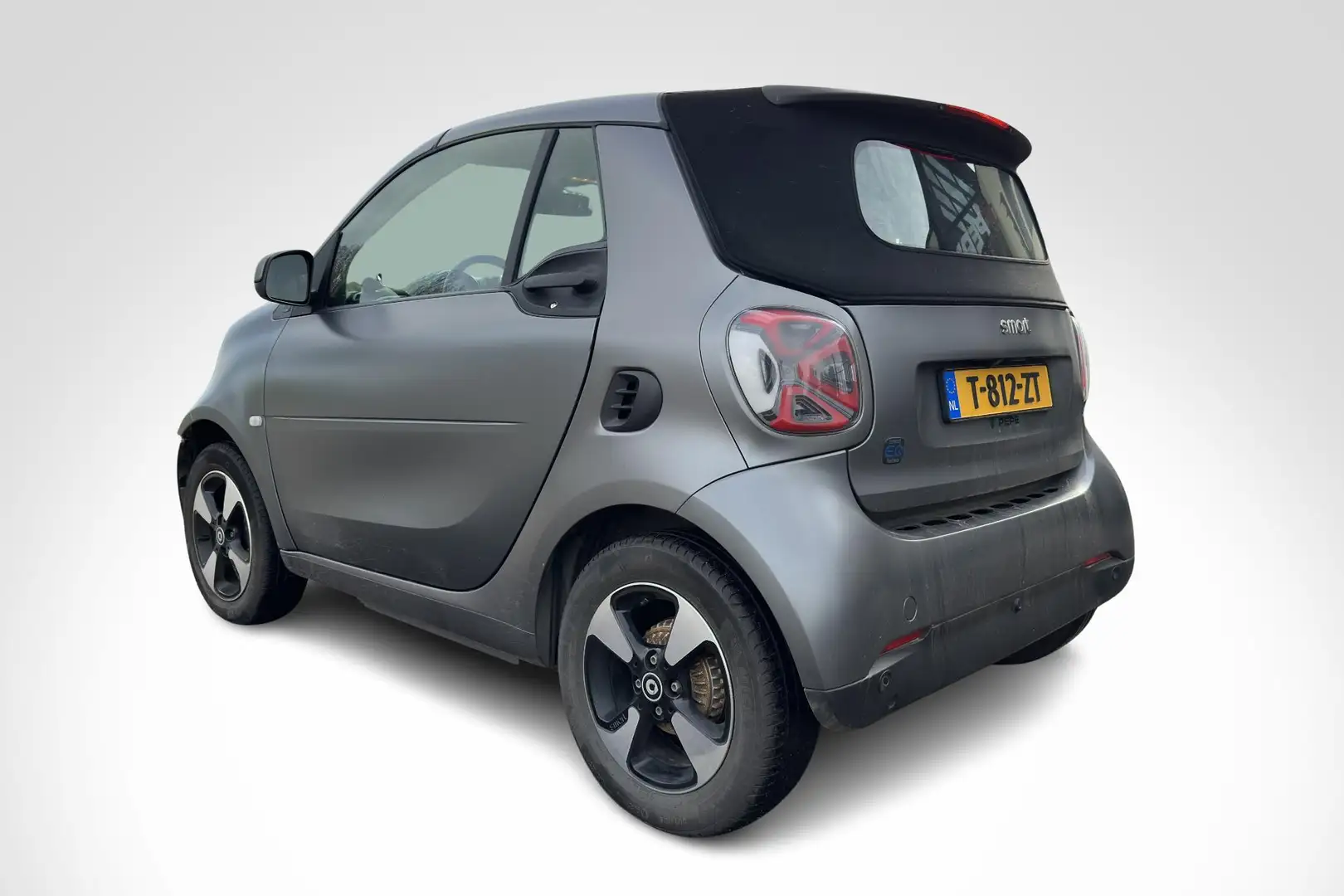 smart forTwo Cabriolet EQ Essential 18 kWh | Limited Editon #2 Grijs - 2