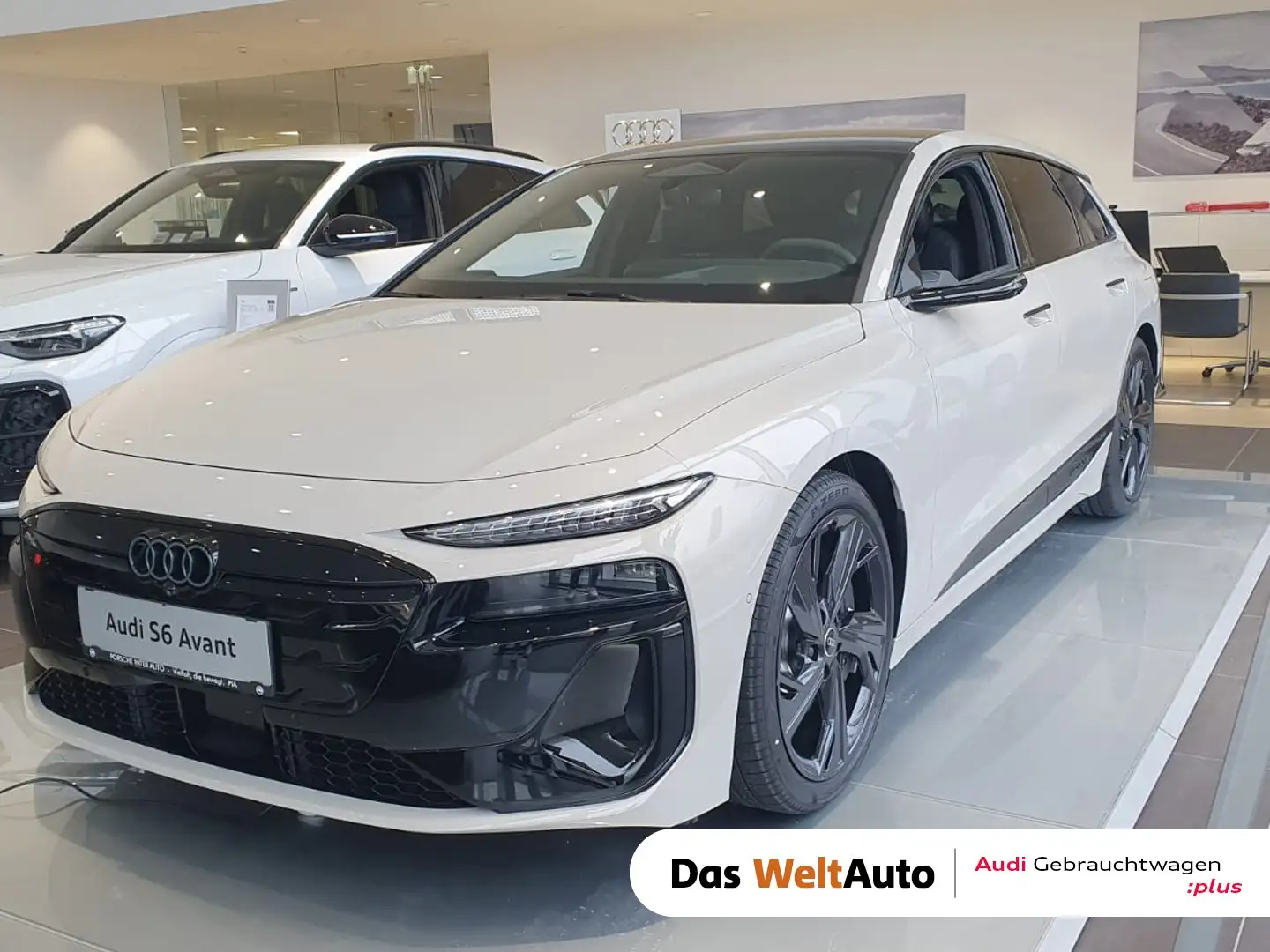 Audi S6 e-tron e-tron Braun - 1