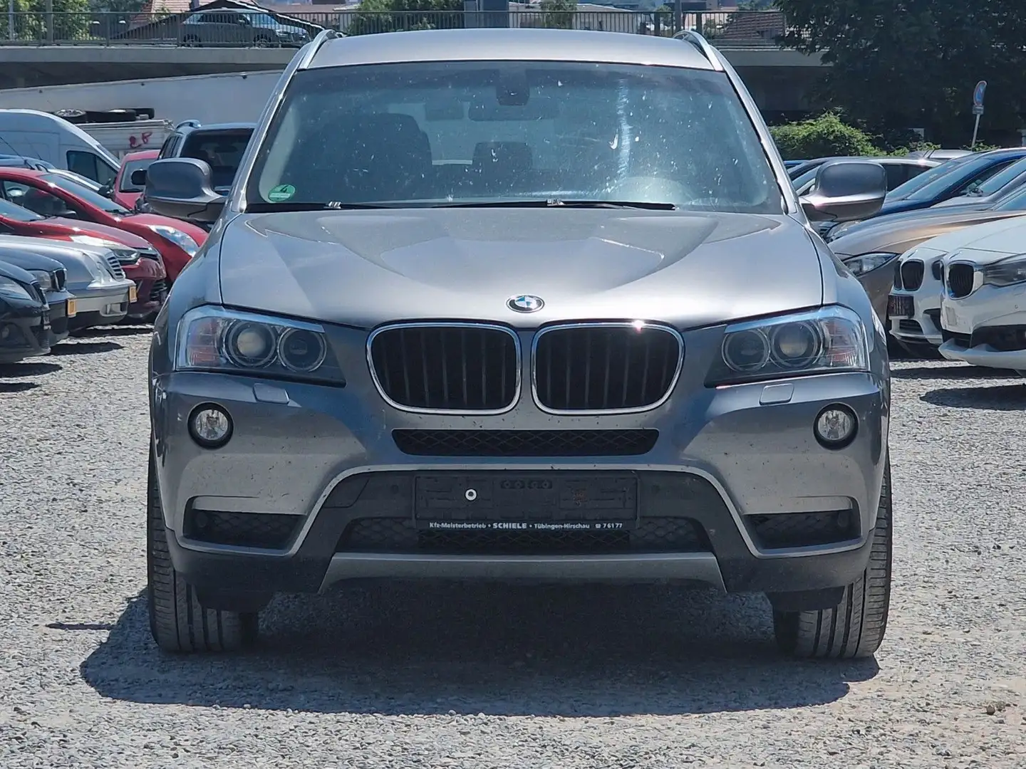 BMW X3 xDrive 20 d *Xenon*Navi*Automatik*PDC*AHK* Grey - 2