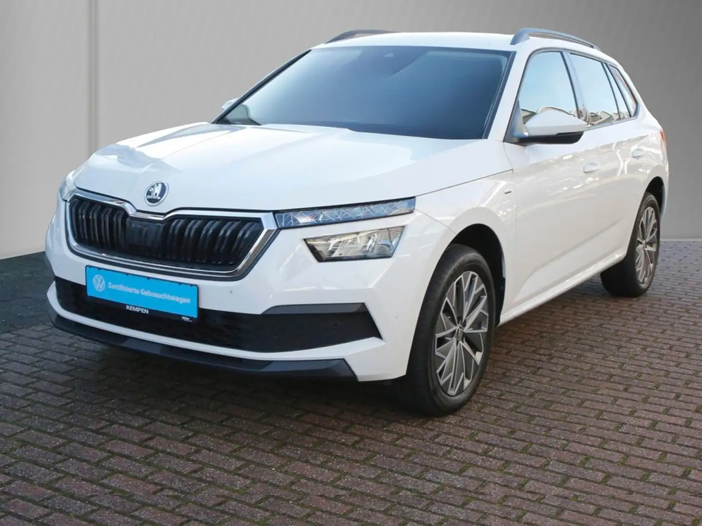 Skoda Kamiq 1.0 TSI DSG Clever 16" Navi SmartLink SH Weiß - 2