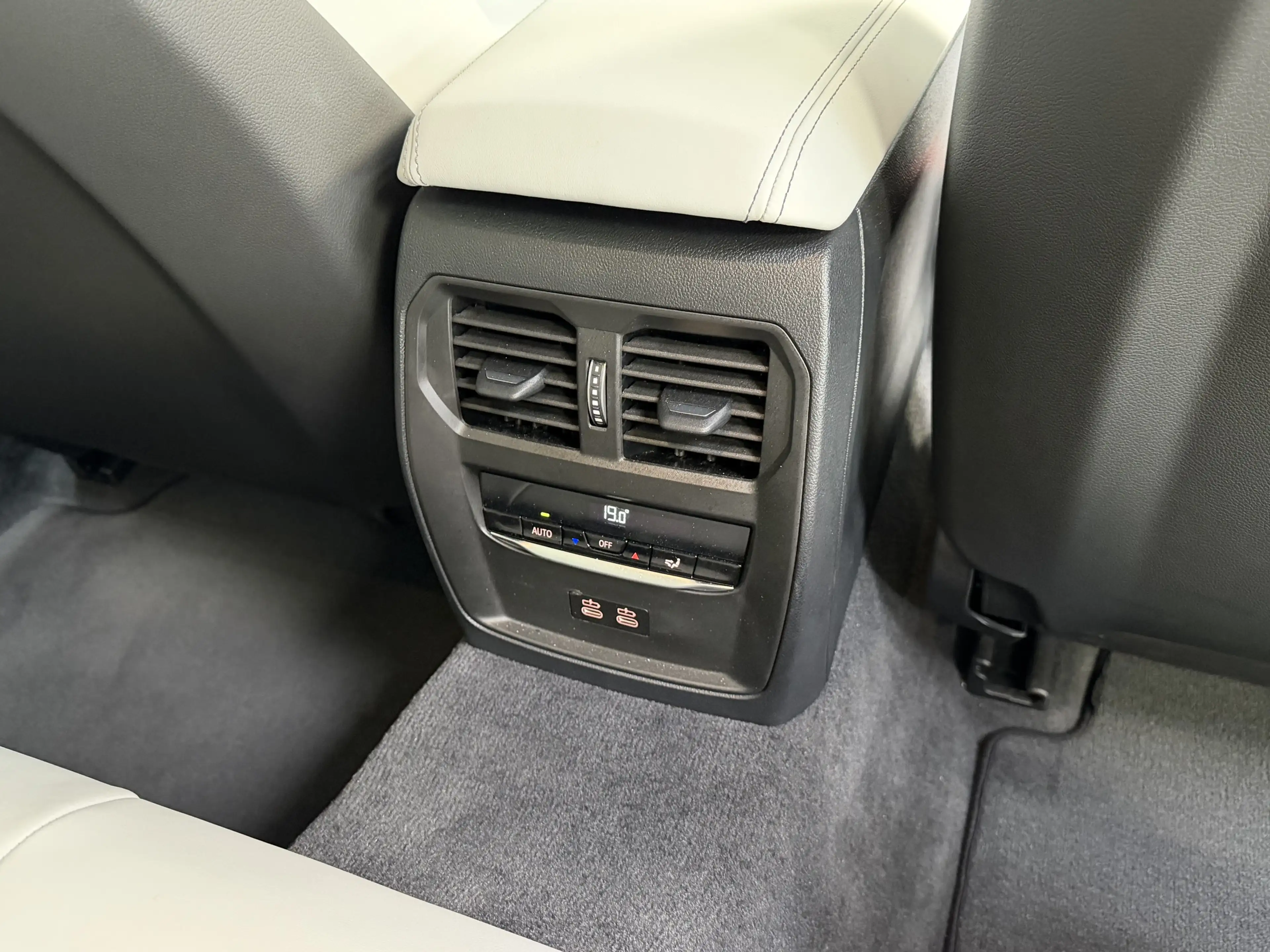 BMW M3 Competition xDrive Sitzlüft. Carbon ACC 360° — photo 26