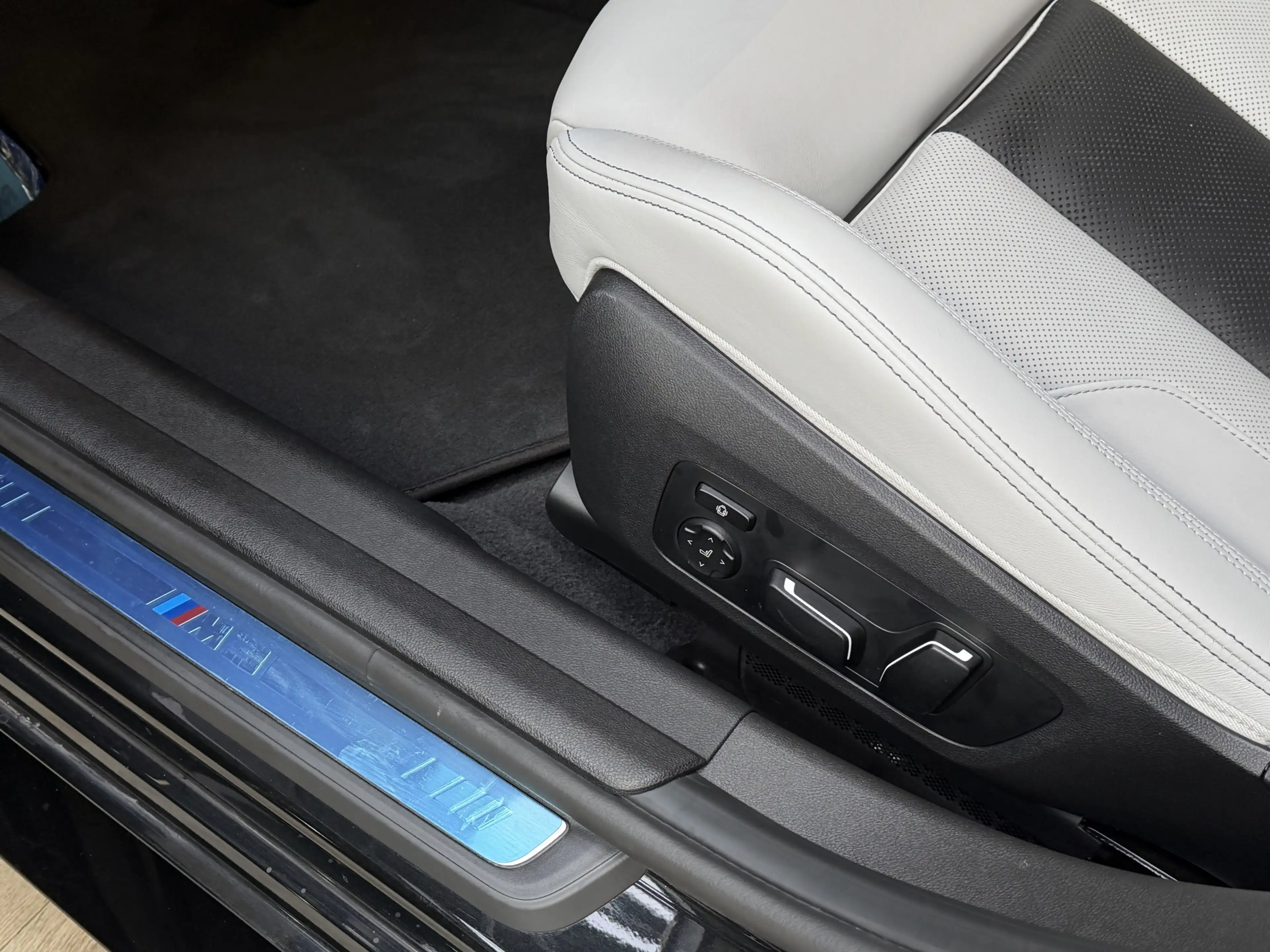 BMW M3 Competition xDrive Sitzlüft. Carbon ACC 360° — photo 14
