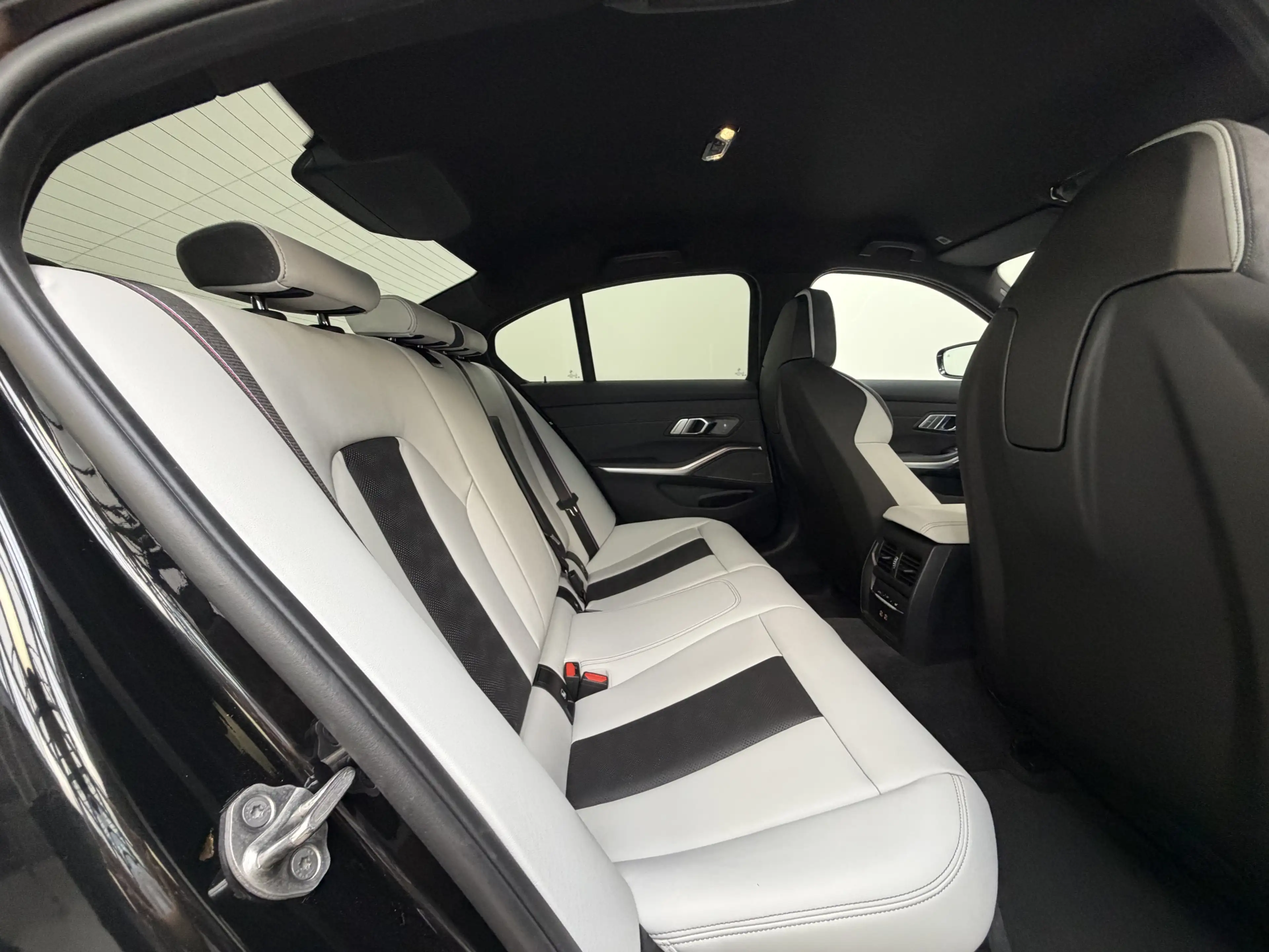 BMW M3 Competition xDrive Sitzlüft. Carbon ACC 360° — photo 27