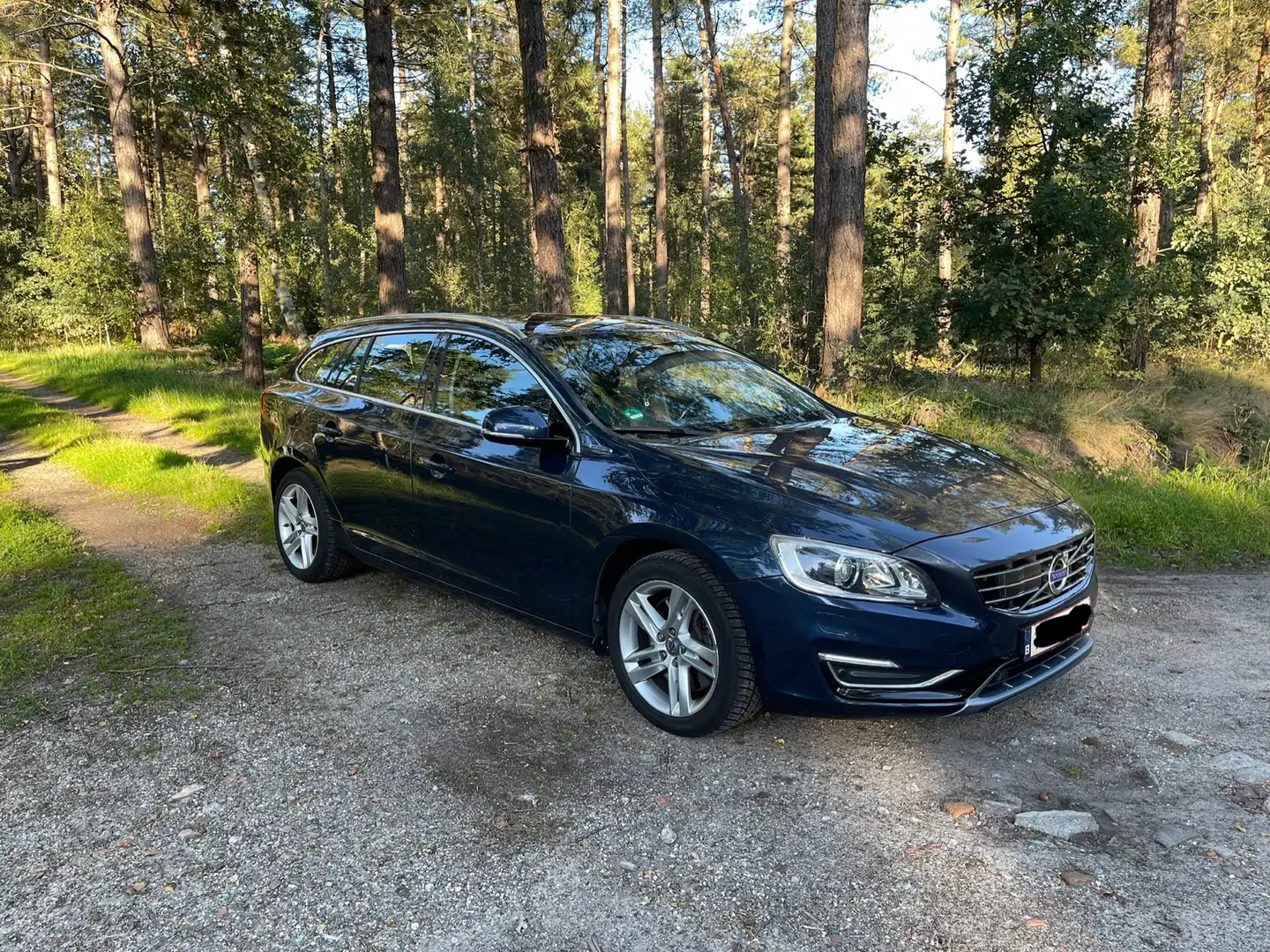 Volvo V60 2.4 D6 AWD Summum Blauw - 2