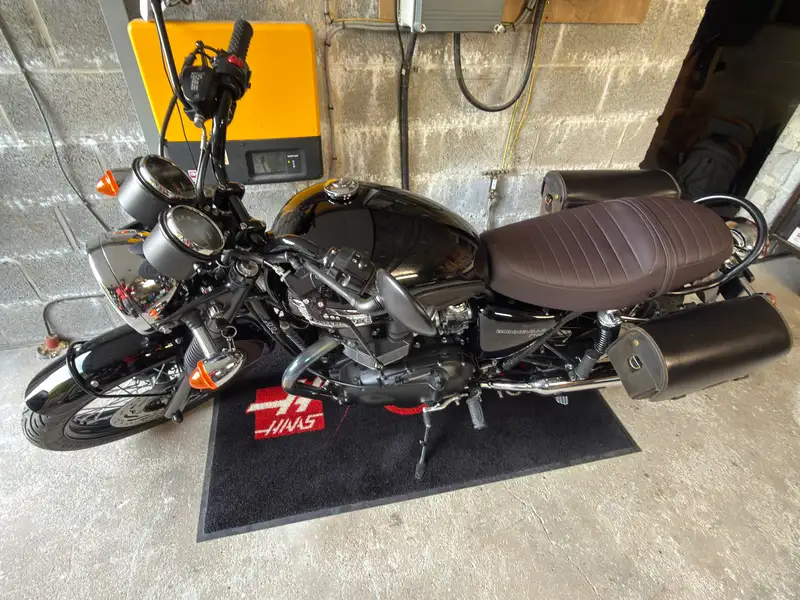 Triumph Bonneville T100 - foto 4