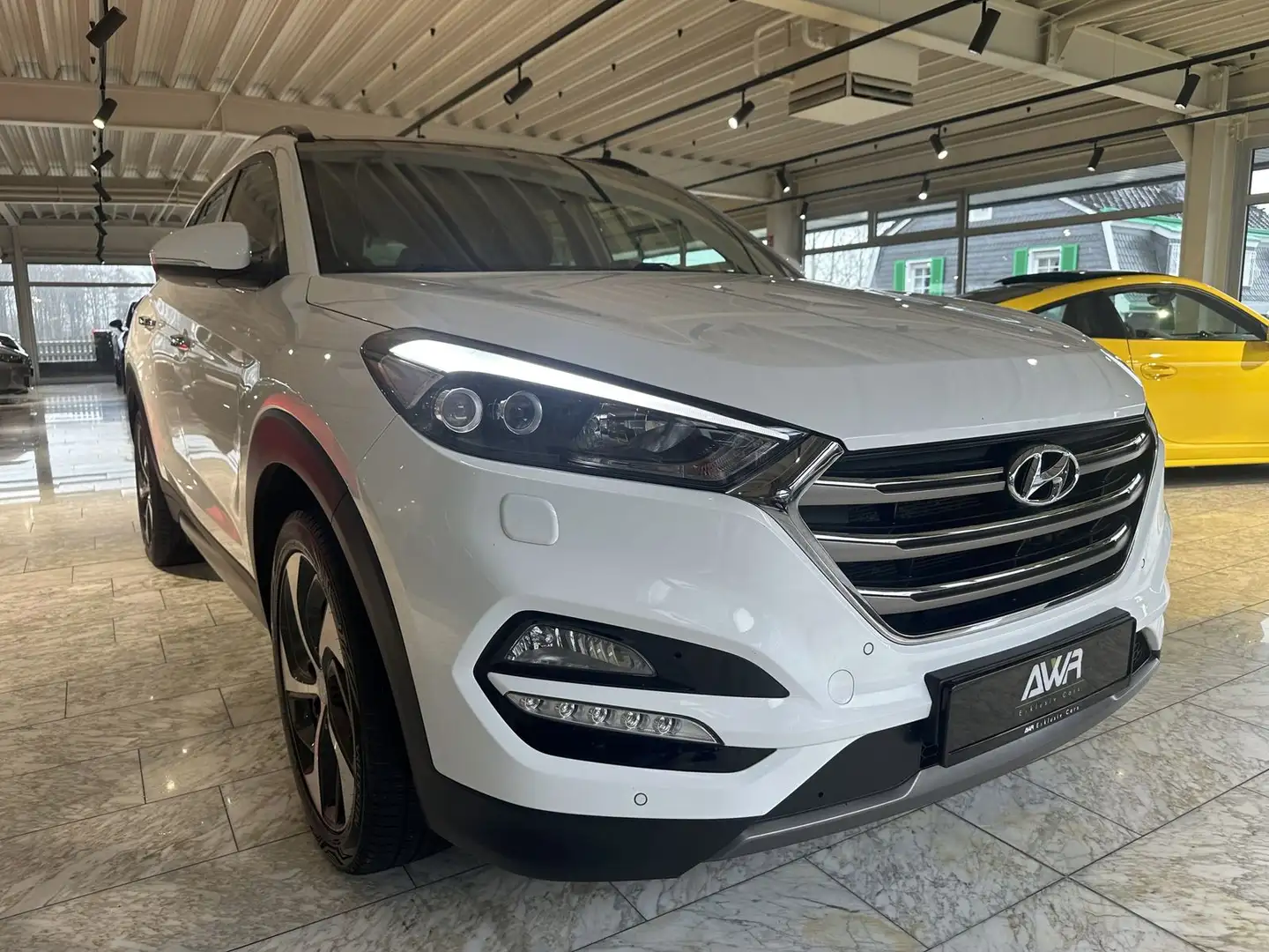 Hyundai TUCSON Premium 4WD*PANO*LEDER*19"*NAVI*WINTER-PK Blanco - 2