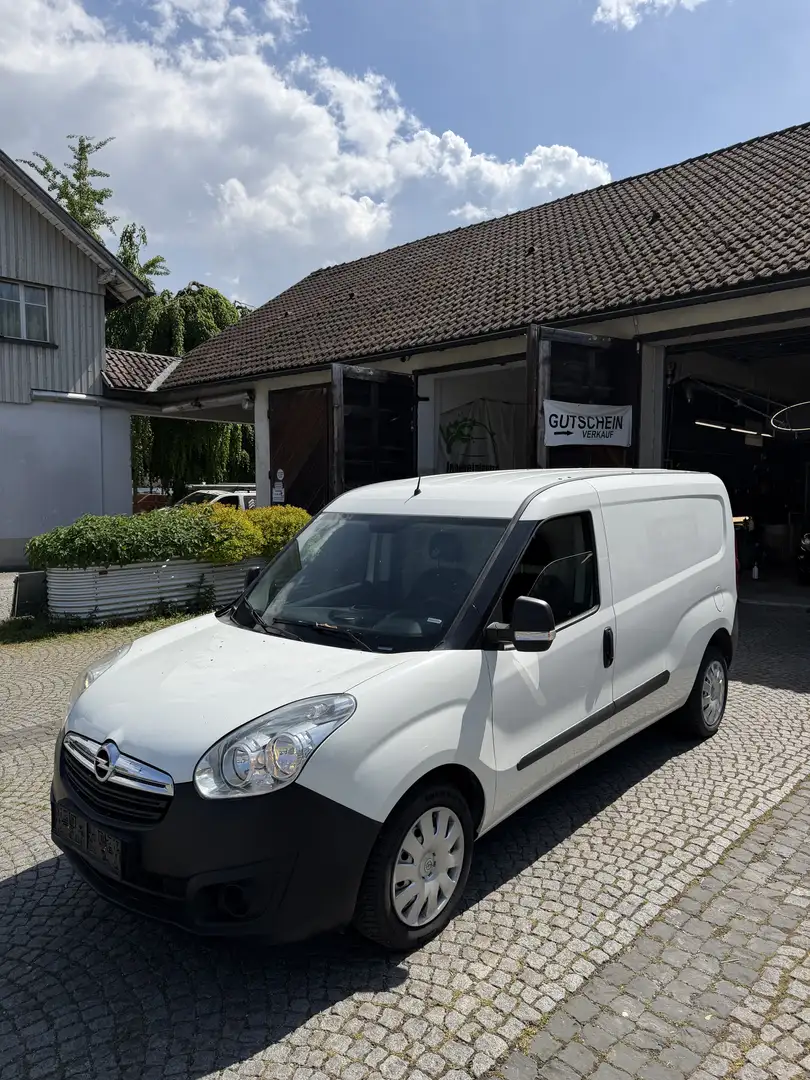 Opel Combo Start/Stop - 1