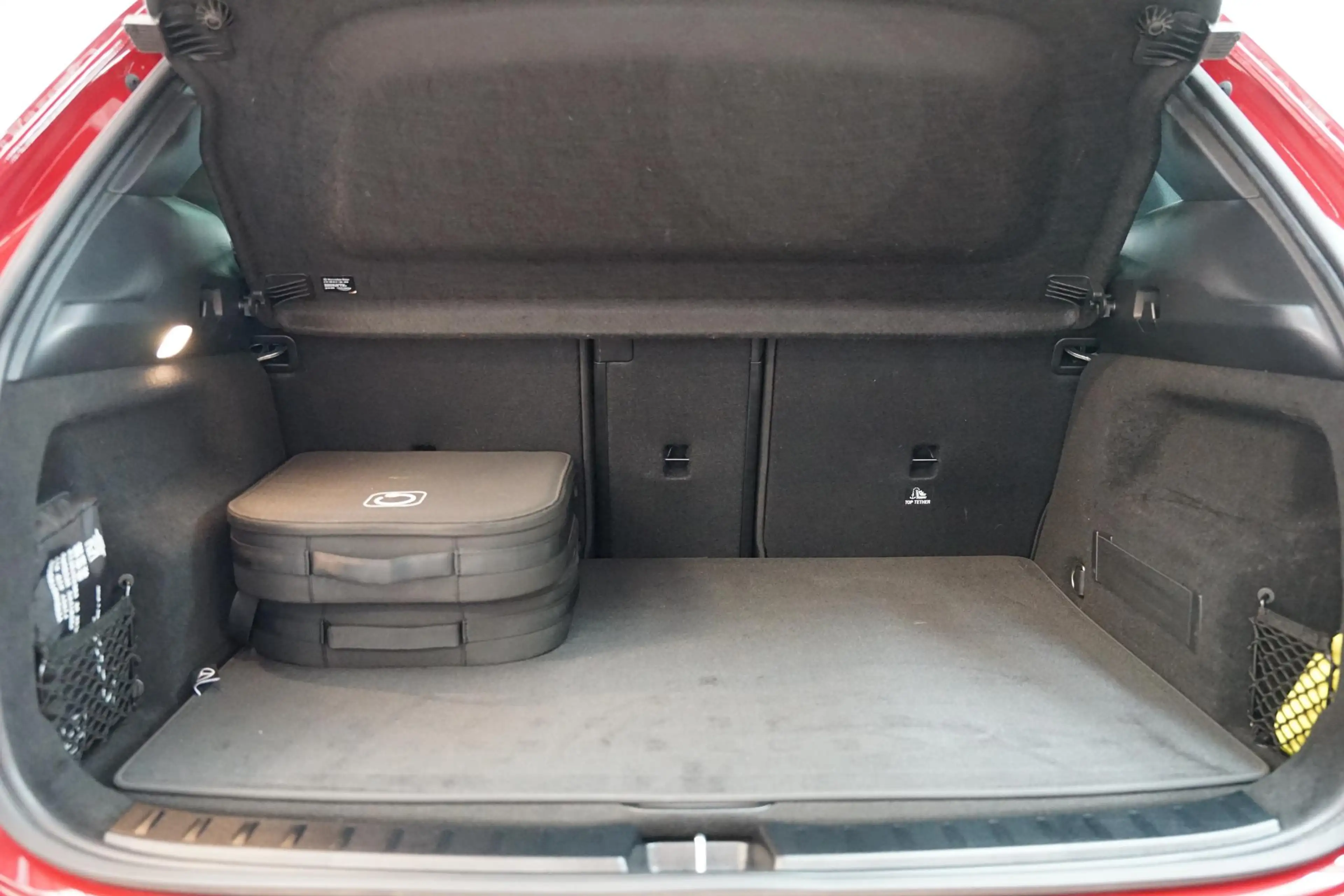 Mercedes-Benz EQA 250 EQA 250+ Star Edition — photo 10