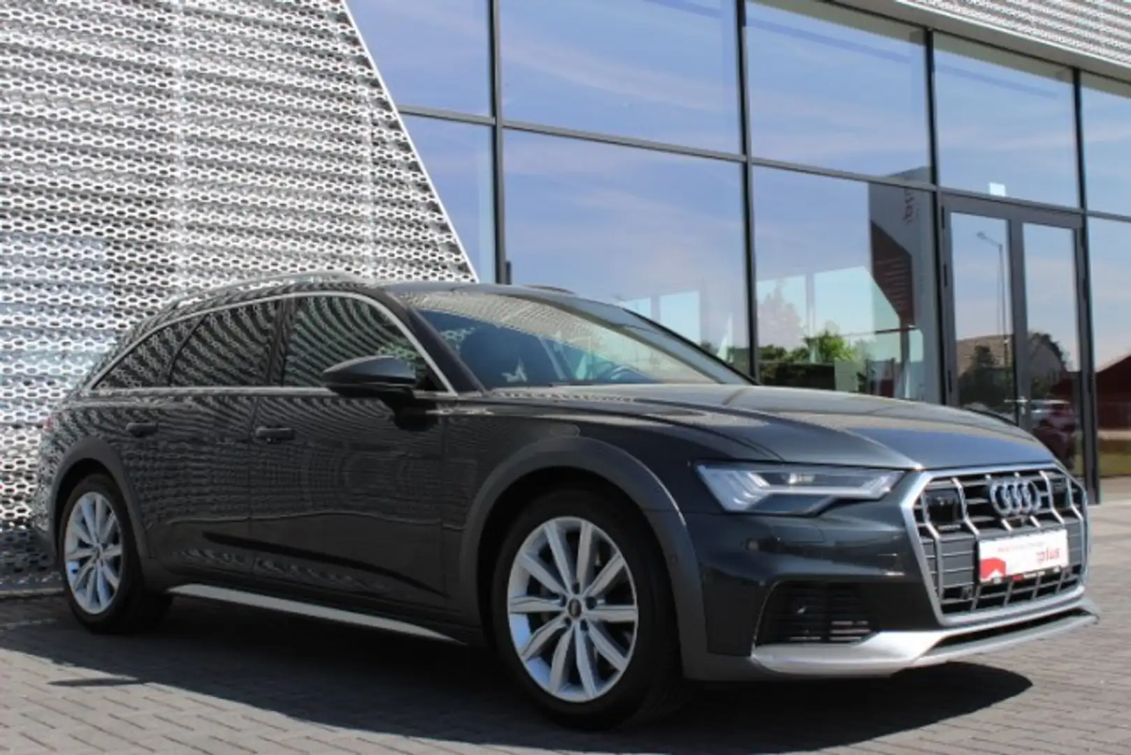 Audi A6 allroad 55 TDI quattro HD MLED Pano Leder AHK Klima Navi Grau - 2