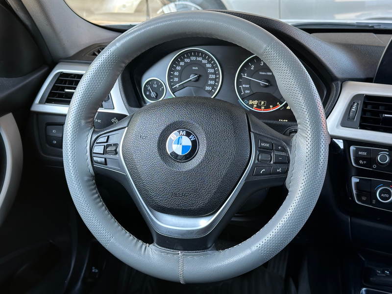 BMW 318 i / 2018 / eu6d / 88.000km / automatique.. — photo 8