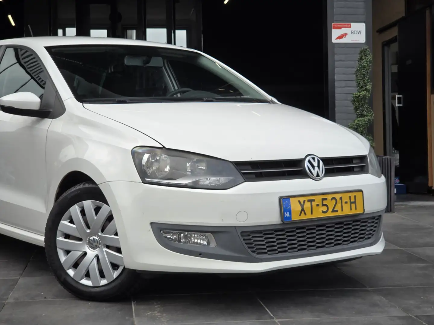 Volkswagen Polo 1.4-16V Trendline|Airco|El Pakket|Navi|APK Wit - 2