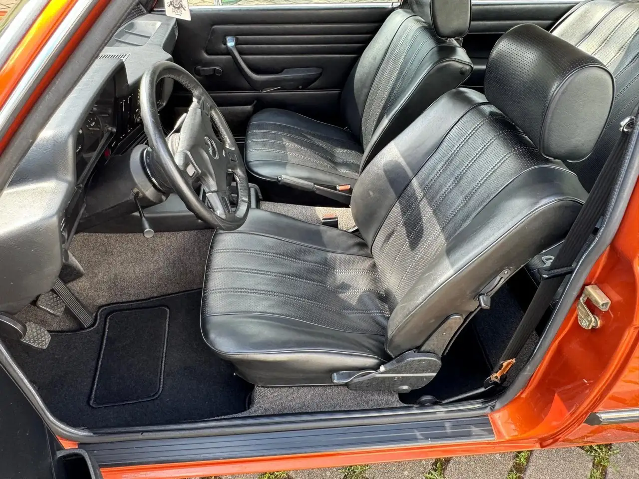BMW 323, foto 7