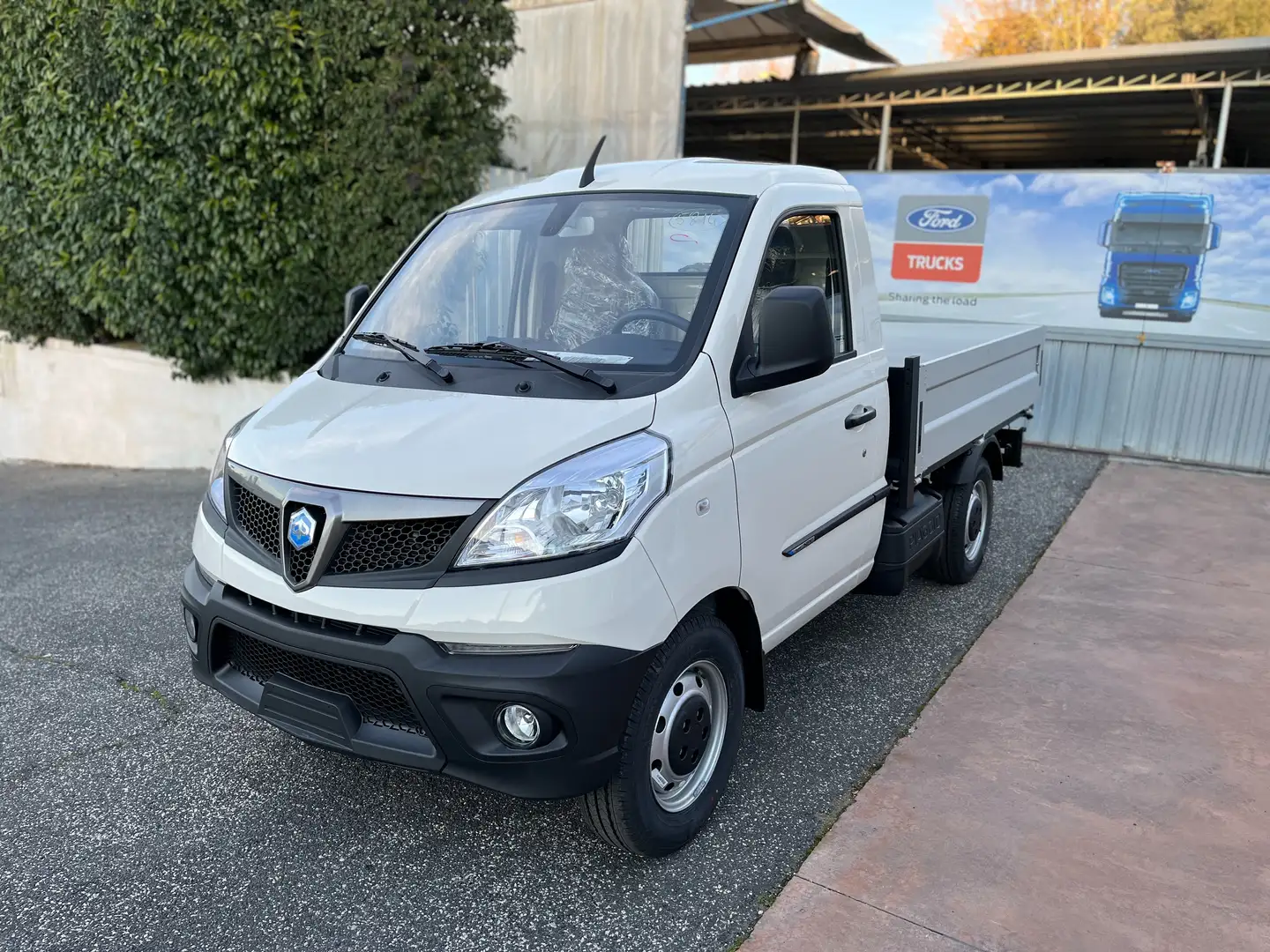 Piaggio Porter Porter 1.5 BENZ/GPL TOP CASSONE FISSO NUOVO A KM 0 Bianco - 1