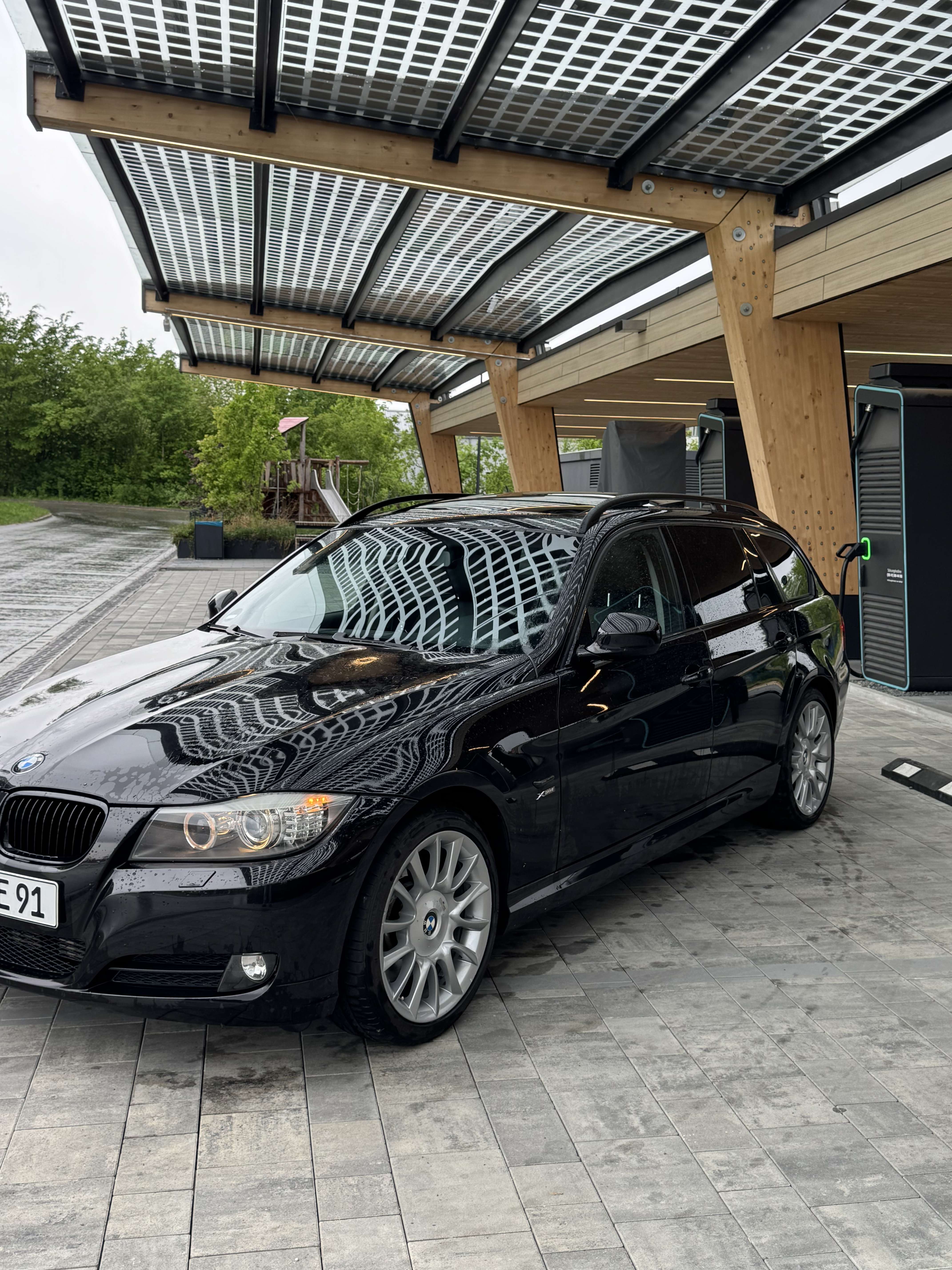Second hand Bmw 3 Series 