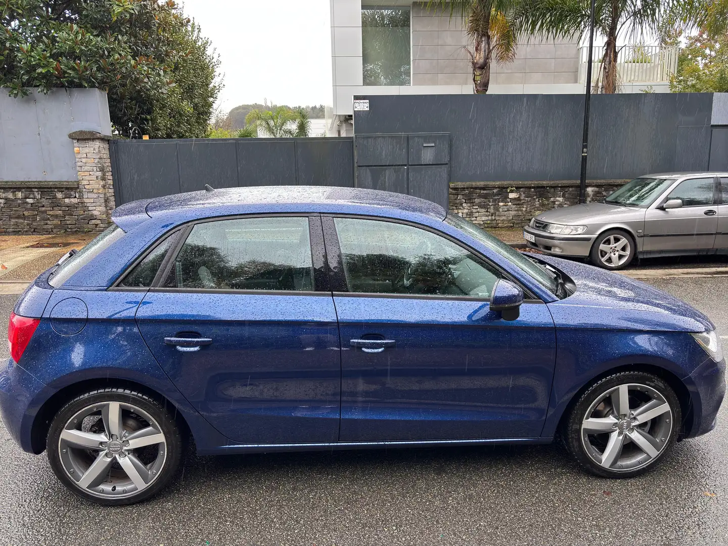 Audi A1 A1 Sportback 1.6TDI Attraction Attraction Azul - 2