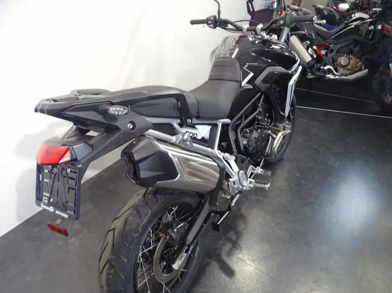 Triumph Tiger 900 - foto 3
