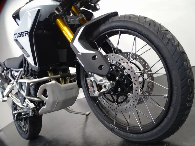 Triumph Tiger 900 - foto 4