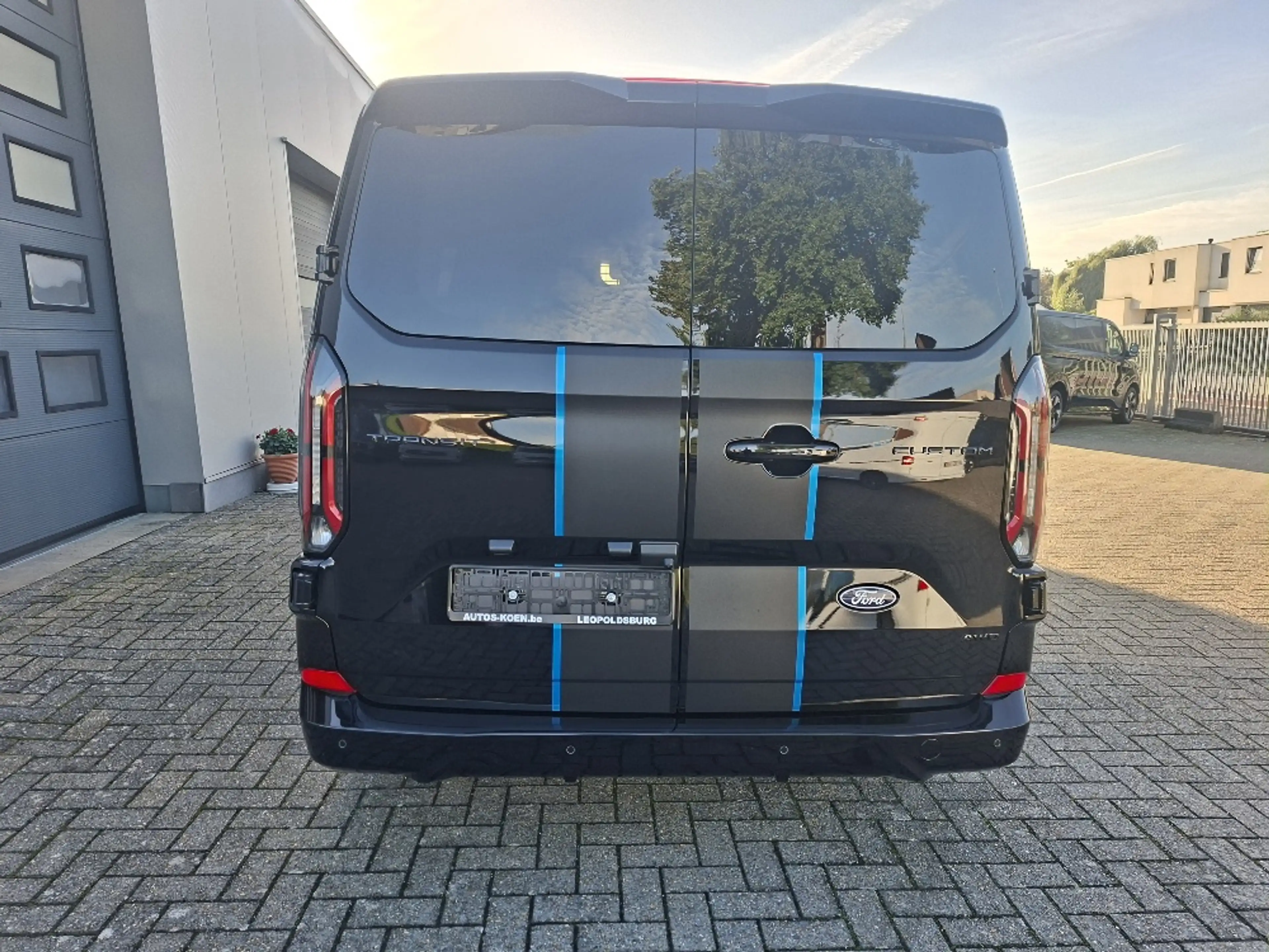 Ford Transit Custom 4WD, ELECTR zijschuifdeuren, trekhaak, 360°cam — photo 5