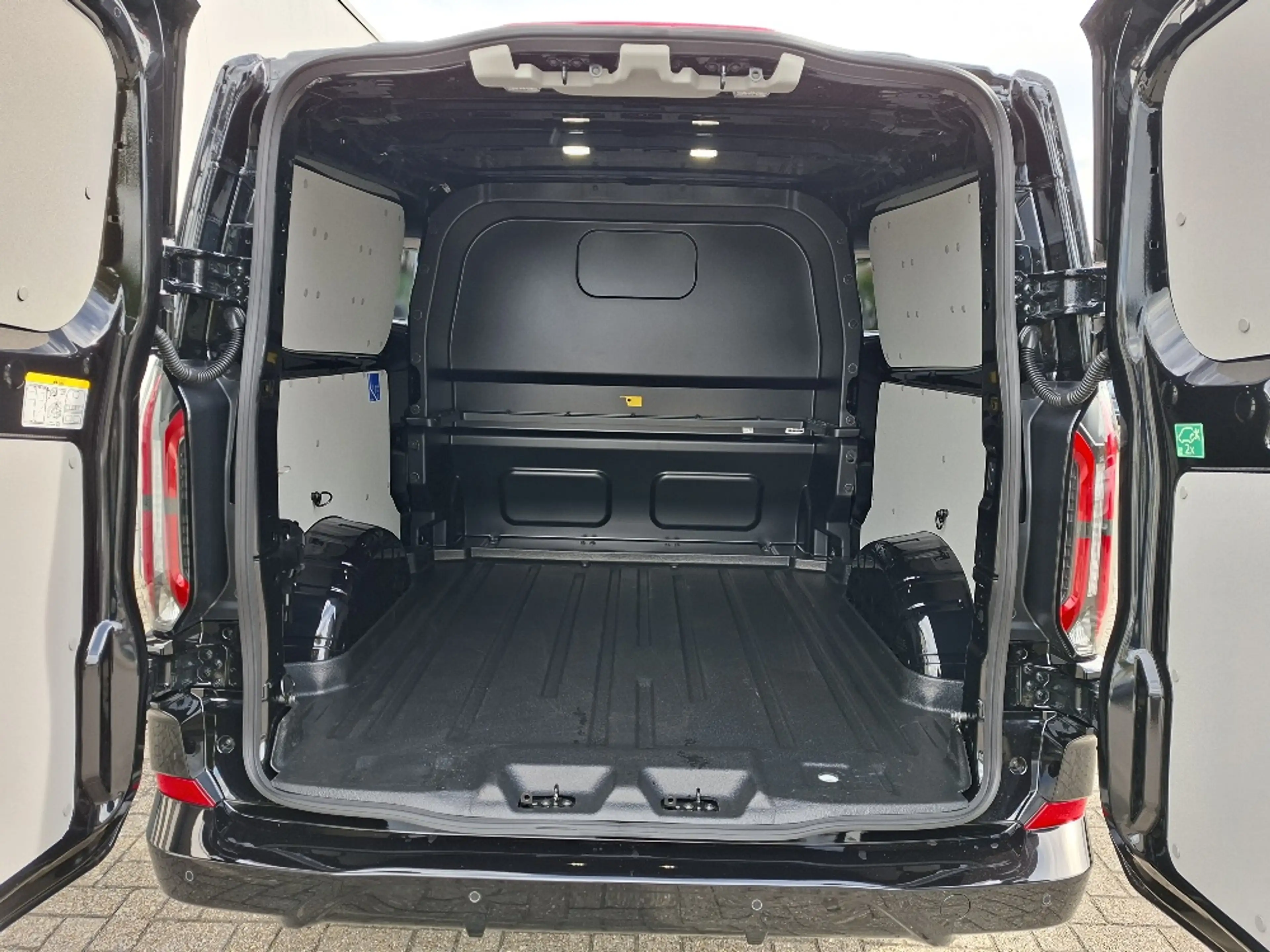 Ford Transit Custom 4WD, ELECTR zijschuifdeuren, trekhaak, 360°cam — photo 8