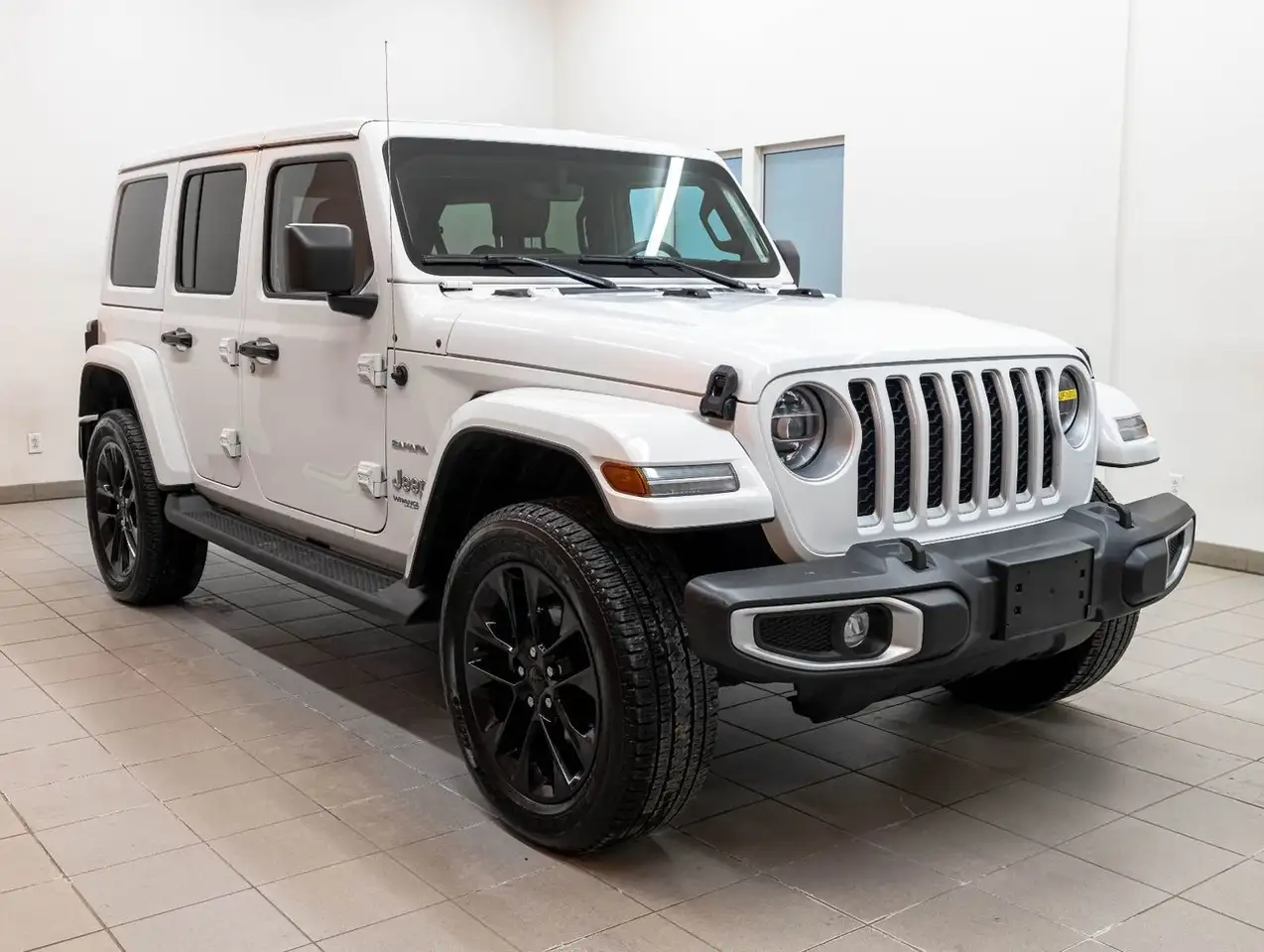 Jeep Wrangler снимка Jeep Wrangler
