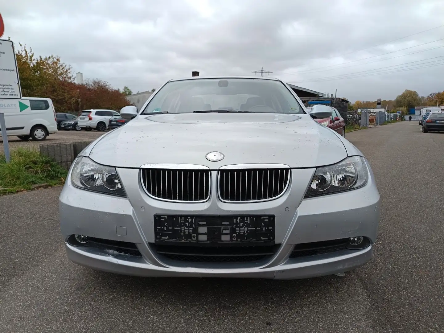 BMW 325 Baureihe 3 Lim. 325i Silber - 2