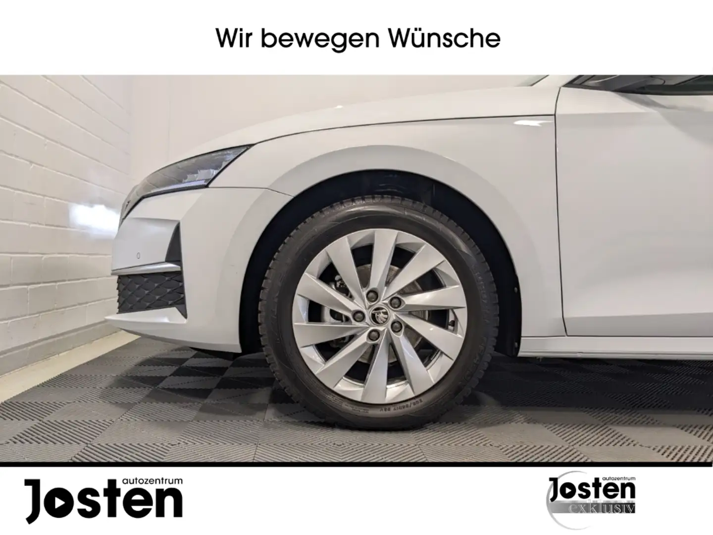 Skoda Octavia Selection 1.5 TSI Lodge ACC NAVI RFK VIRTUAL Wit - 2