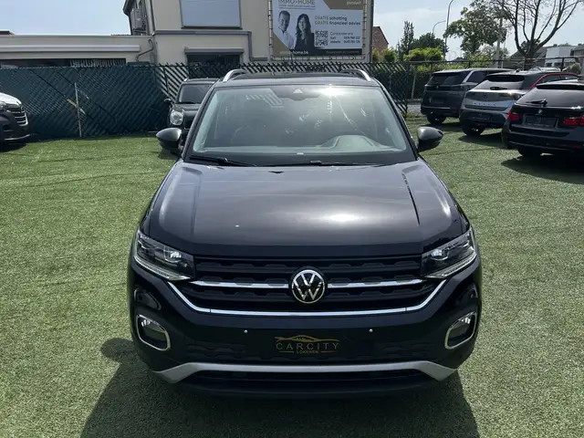 Volkswagen T-Cross view 2
