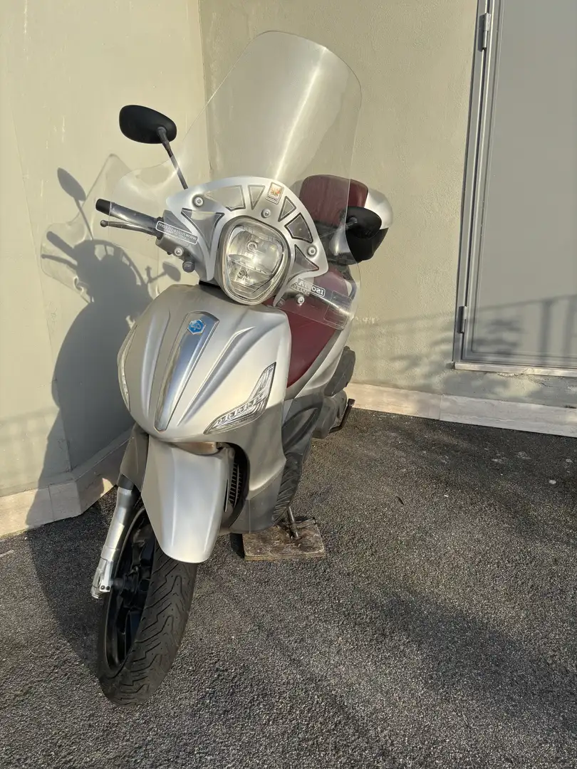 Piaggio Beverly 350 i.e. ABS - 1