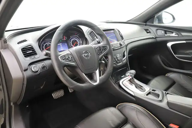 Opel Insignia view 13