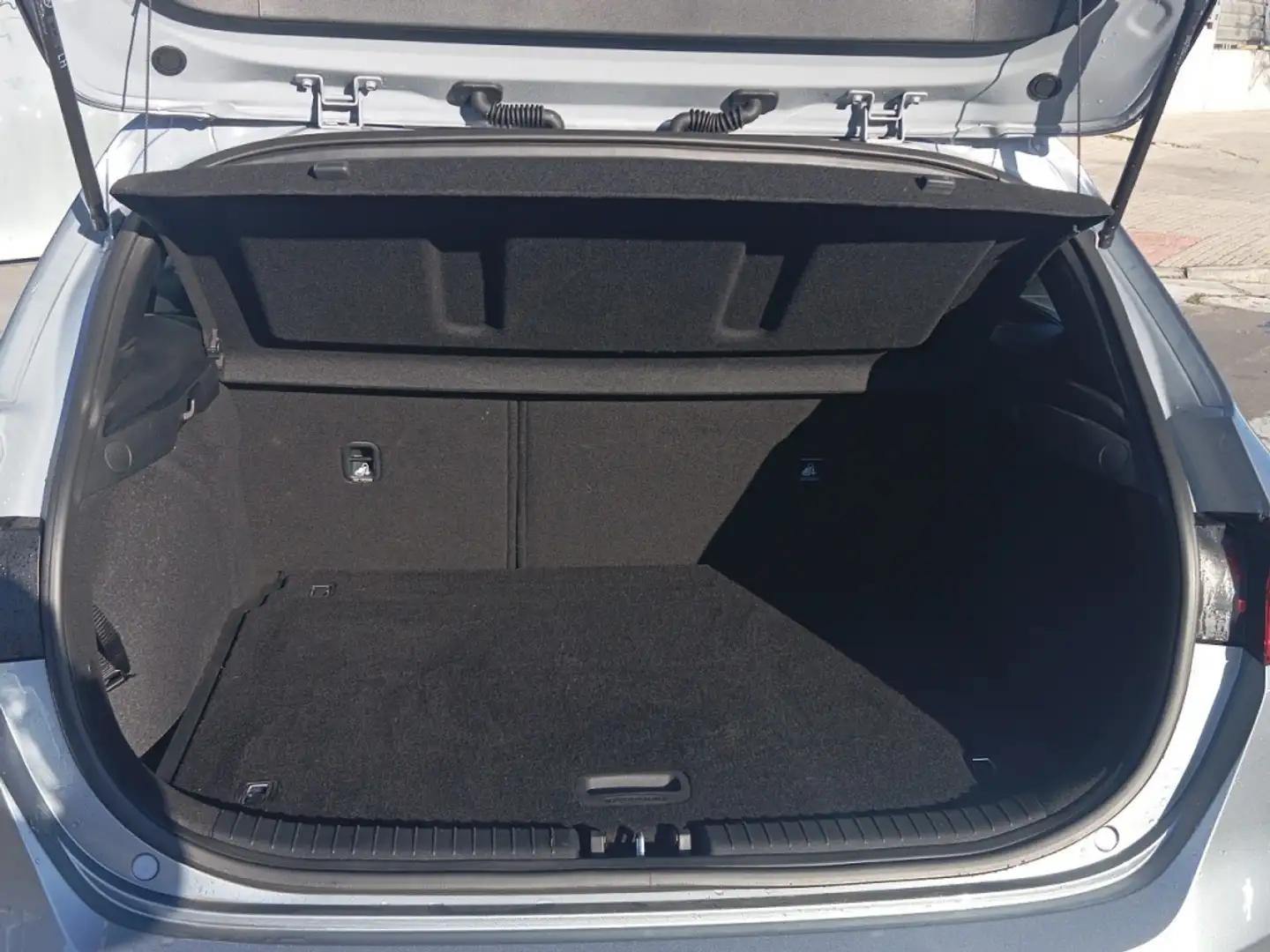 Kia Ceed / cee'd 1.0 T-GDI Drive 100 Gris - 2