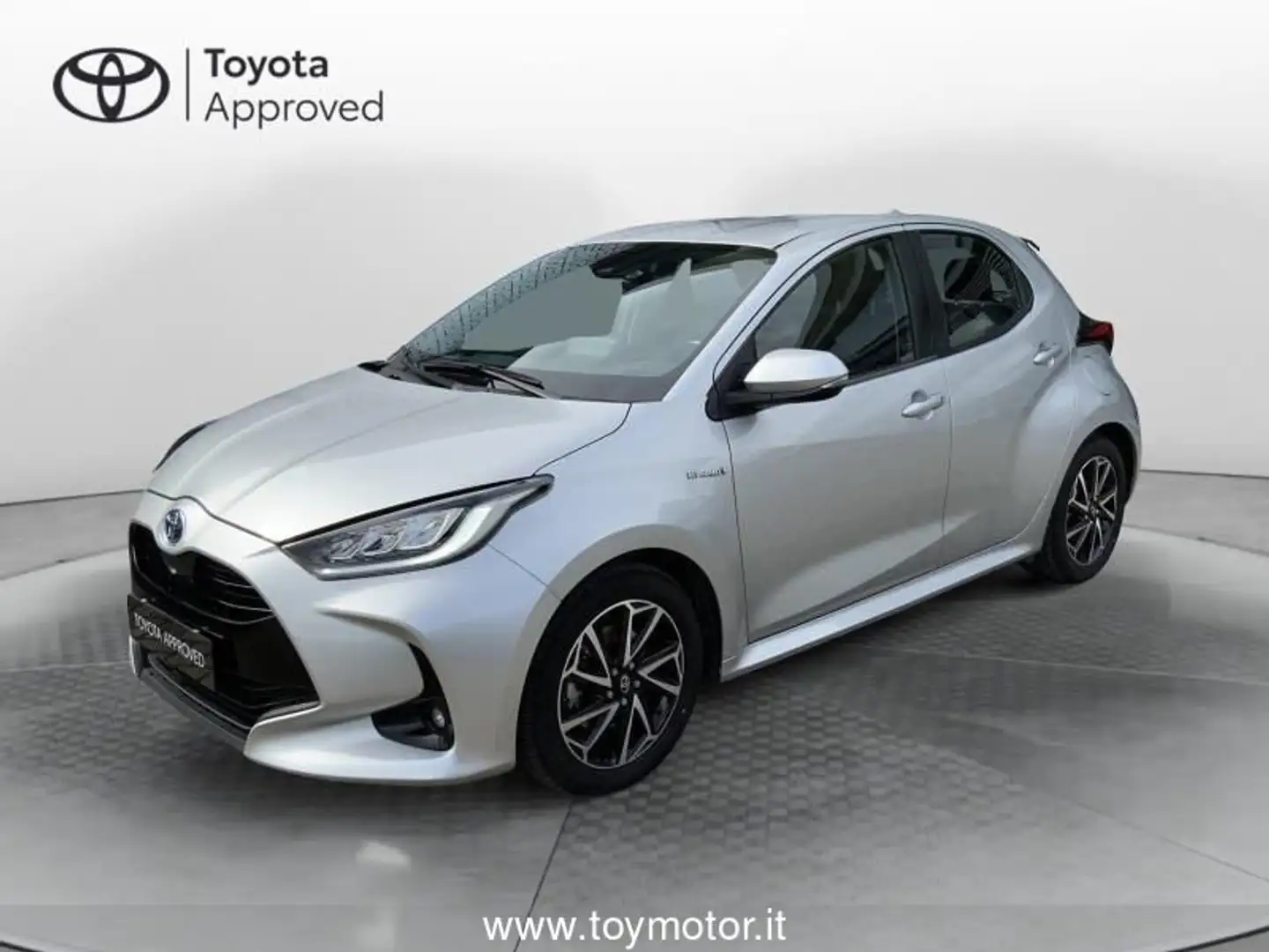 Toyota Yaris 4ª serie 1.5 Hybrid 5 porte Trend Grigio - 1