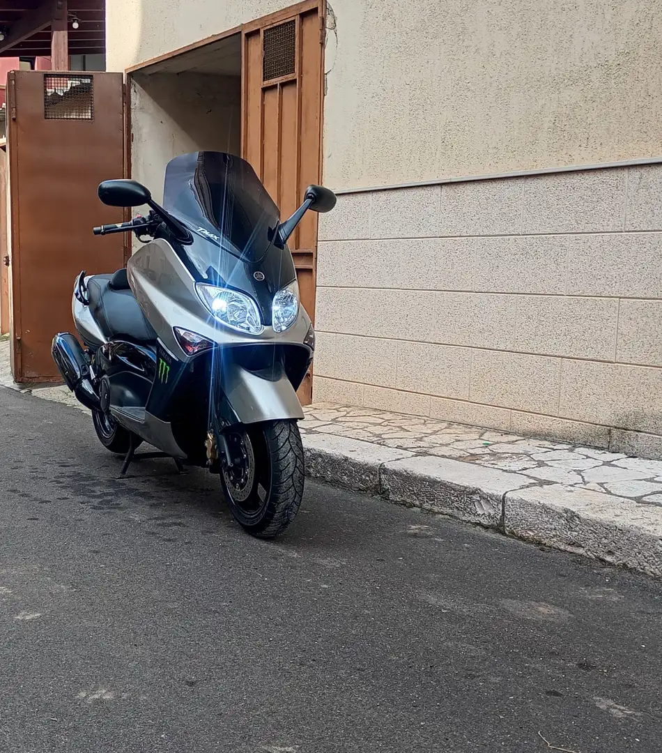 Yamaha TMAX 500 - 2