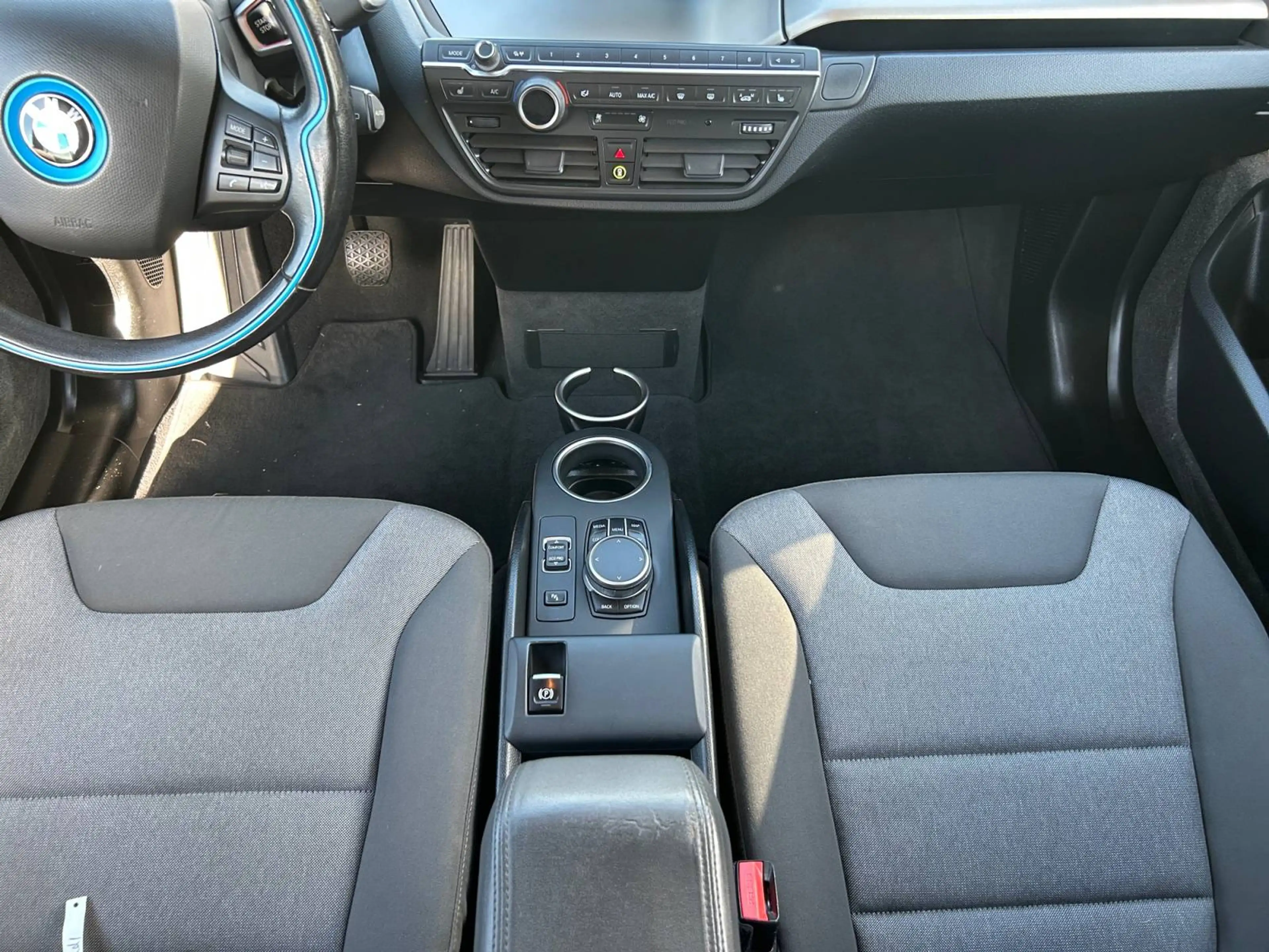 BMW i3 Basis — photo 12