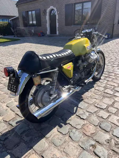 Moto Guzzi V7 Sport - foto 4