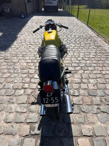 Moto Guzzi V7 Sport - foto 3