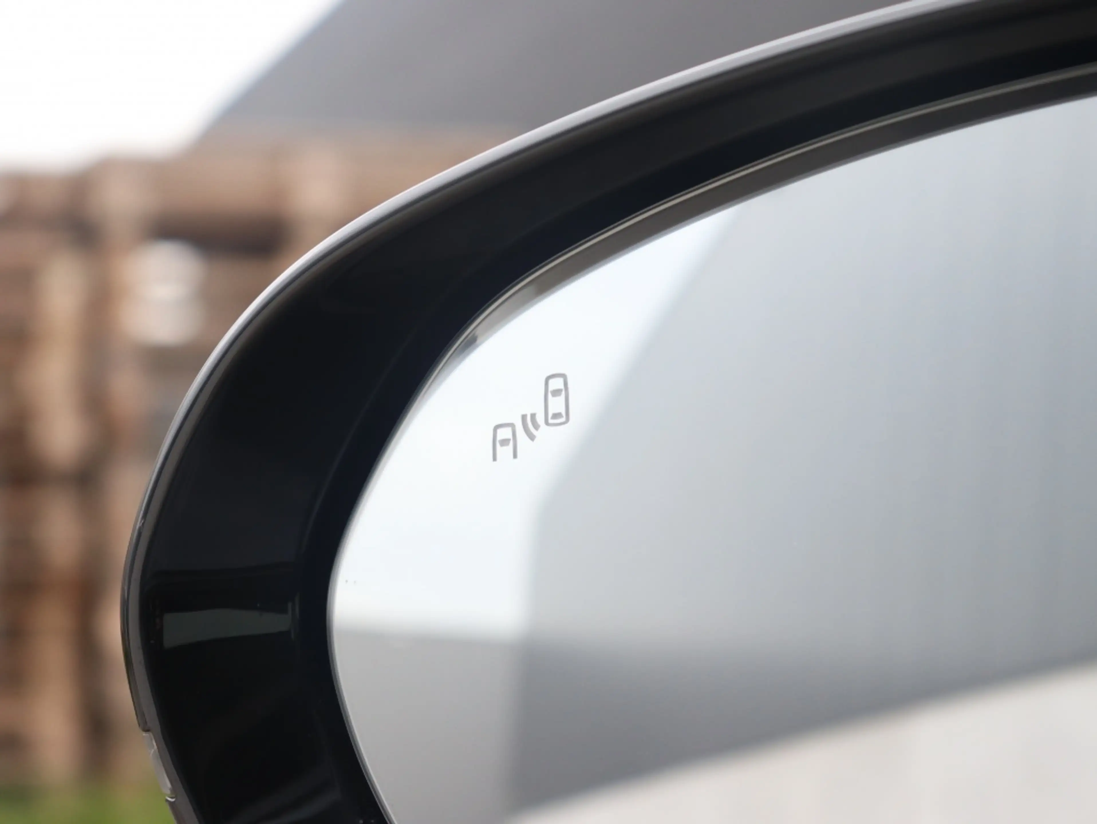 Leapmotor C10 REEV Design 215 PK | Plug-in Hybride | Pano | Trek — photo 5