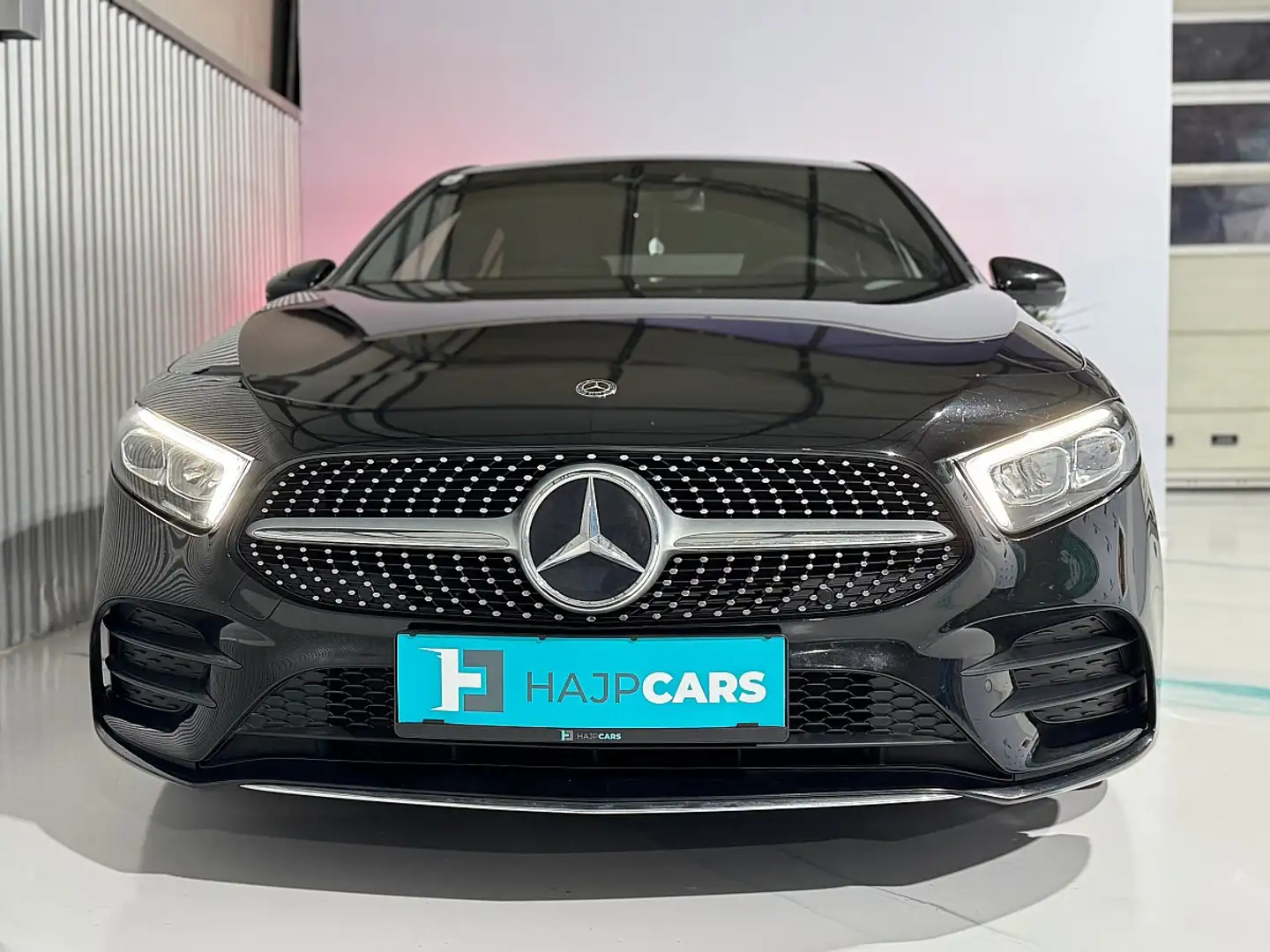 Mercedes-Benz A 200 d Aut. Burmester / 8 fach B. / AMG Line / Ambiente Noir - 2