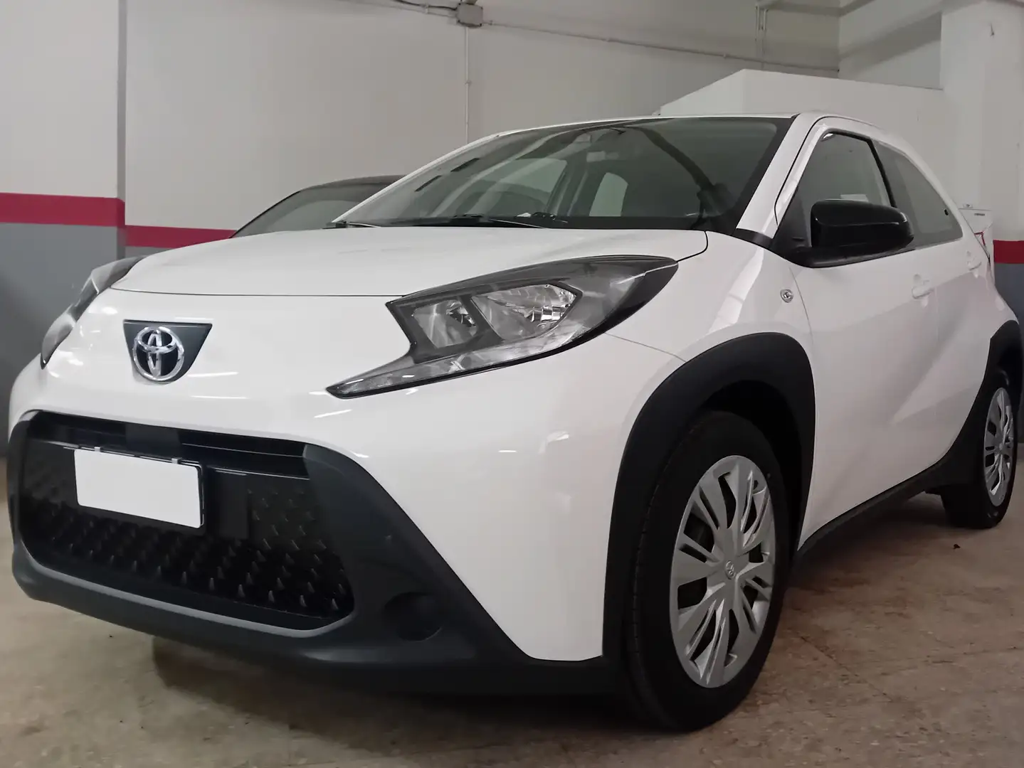 Toyota Aygo Aygo X X 1.0 Active 72cv Wit - 1