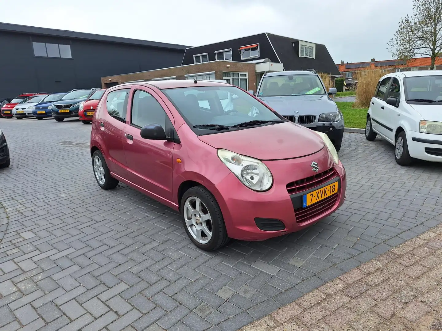 Suzuki Alto 1.0 Base / Leuke Rose kleur / APK april 2026 Rojo - 2