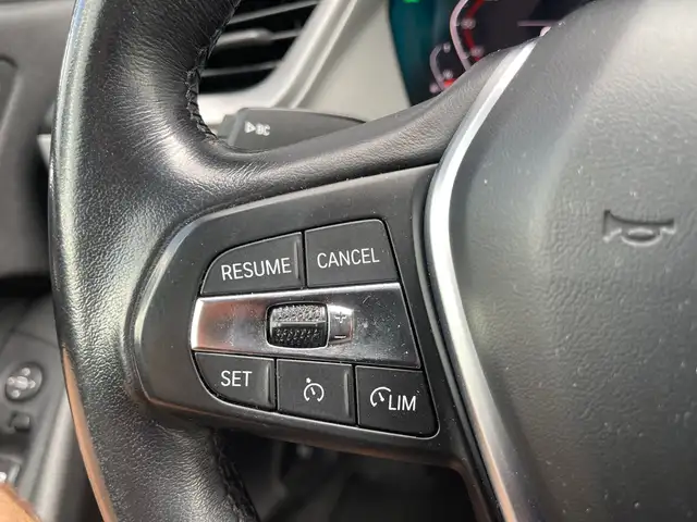 BMW 2 Series view 18