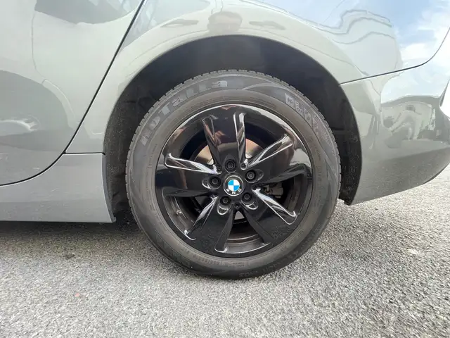 BMW 2 Series view 27
