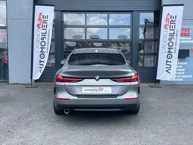 BMW 2 Series view 6