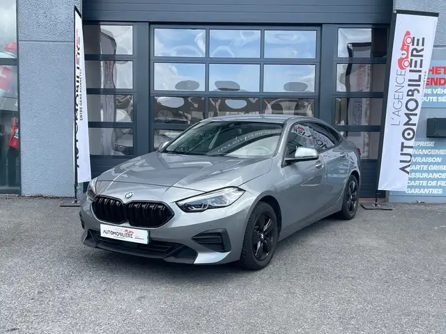 BMW 2 Series view 2